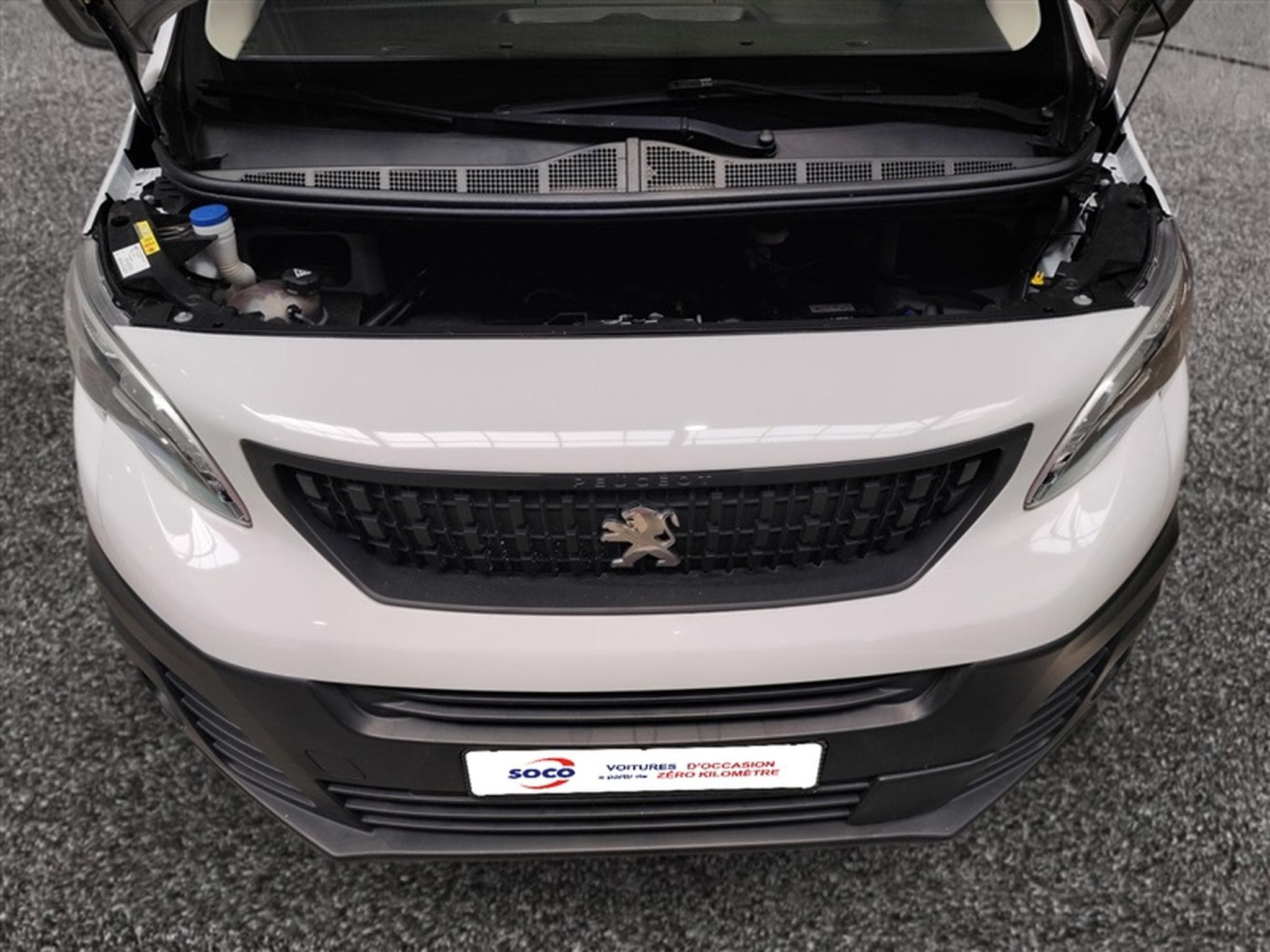Peugeot Expert 2.0 BlueHDi EAT8 L2 NAVI CLIM / TEL / PDC AV-AR (2023) - Foto 20