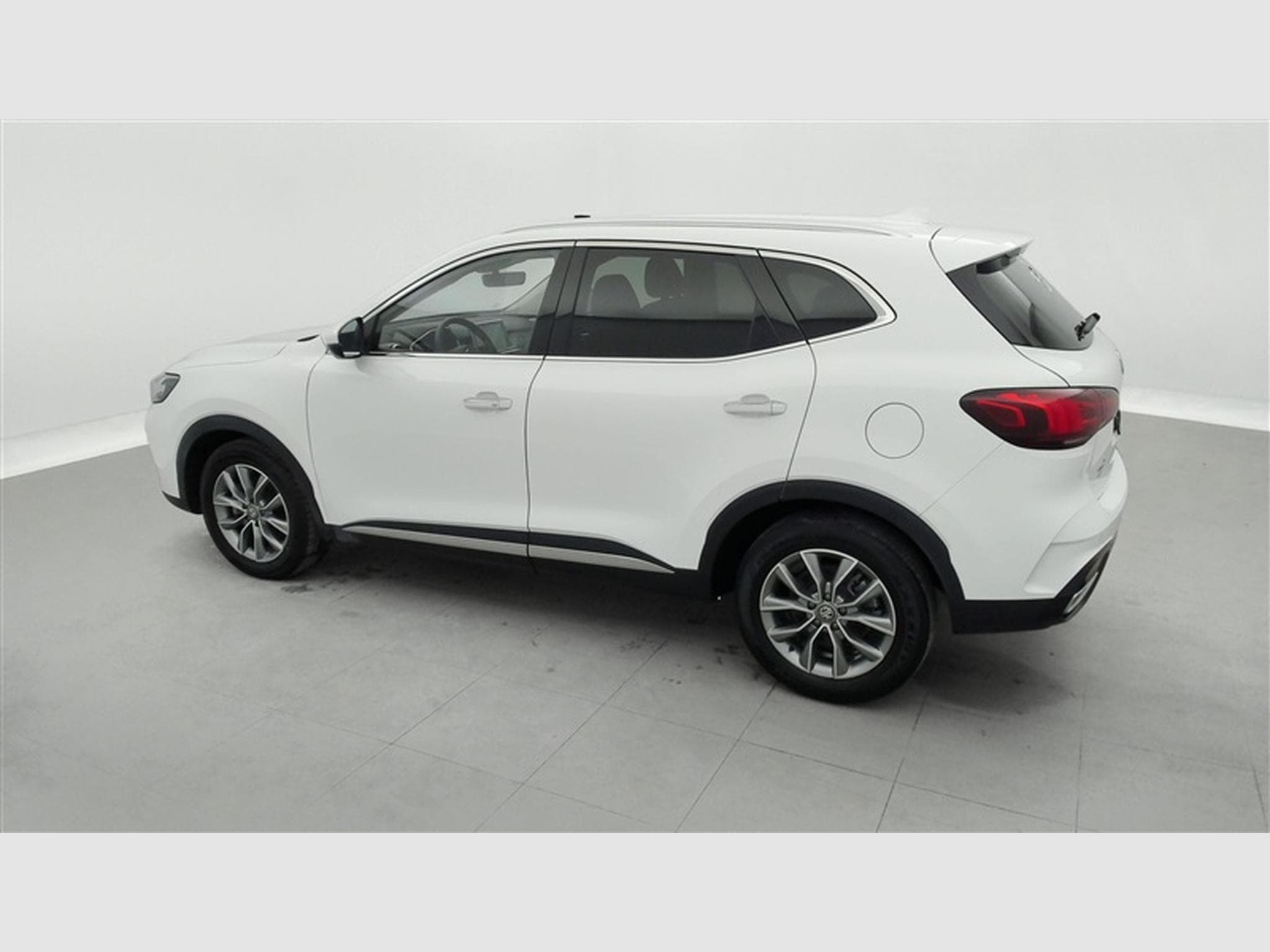 MG HS 1.5 T-GDi 160cv Comfort CUIR / NAVI / CAMERA / CARPLAY (2024) - Foto 24