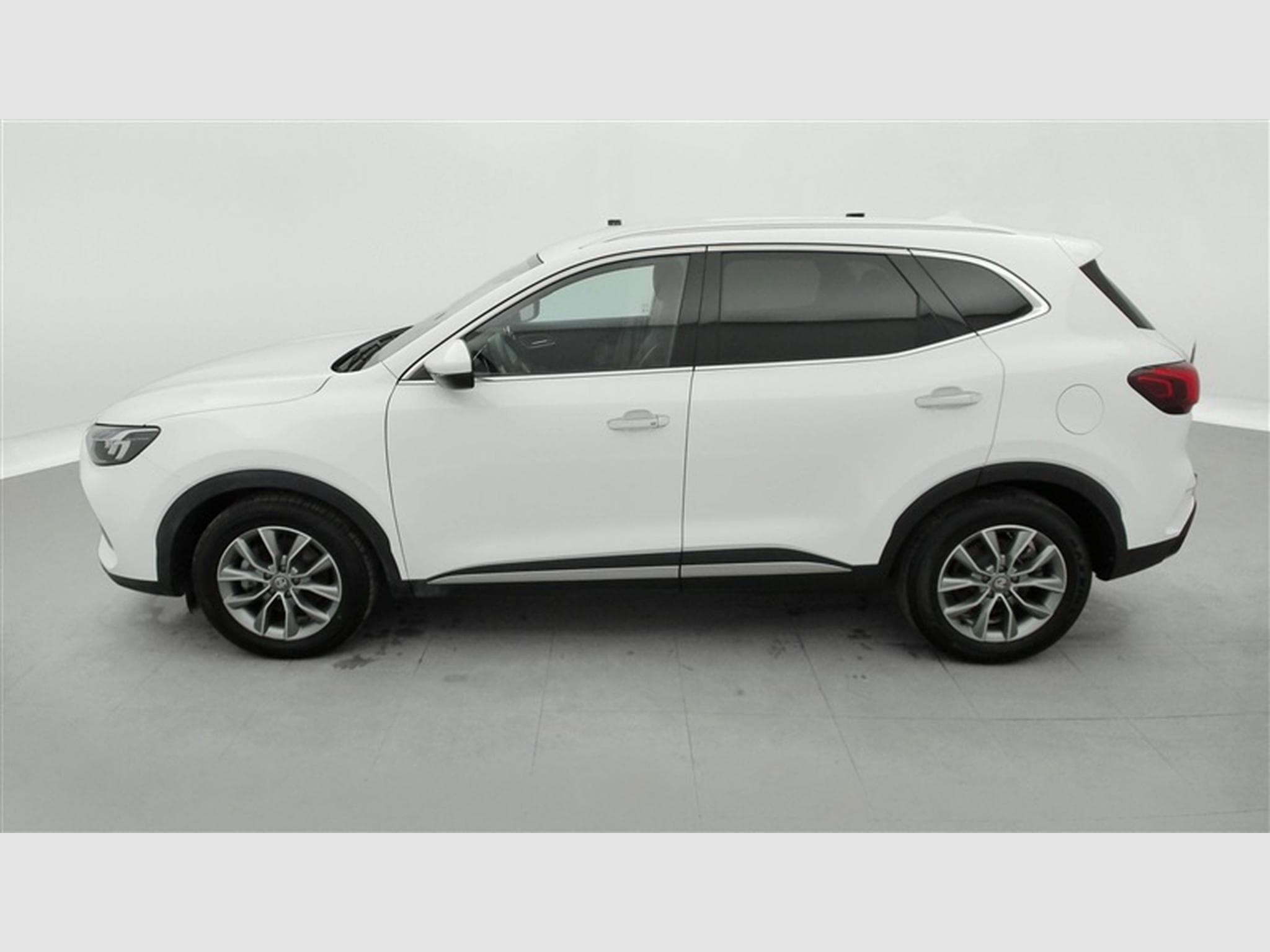 MG HS 1.5 T-GDi 160cv Comfort CUIR / NAVI / CAMERA / CARPLAY (2024) - Foto 3