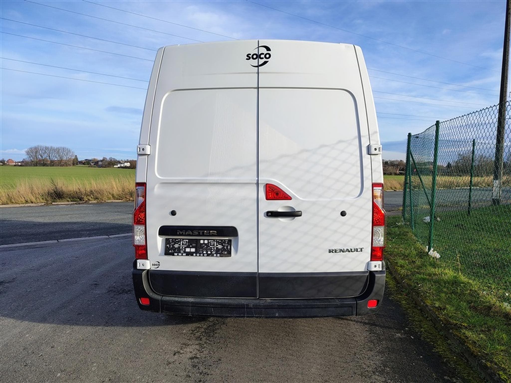 Renault Master 2.3 dCi 136cv L1H2 Confort CLIM / BLUETOOTH (2022) - Foto 5