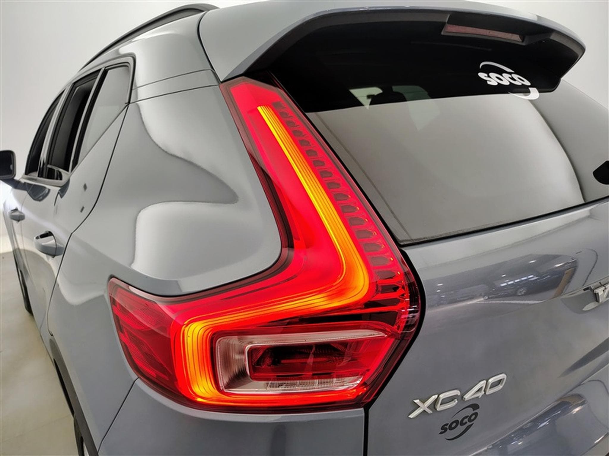 Volvo XC40 1.5 T2 Momentum Navi / Led / PDC av+ar (2021) - Foto 16