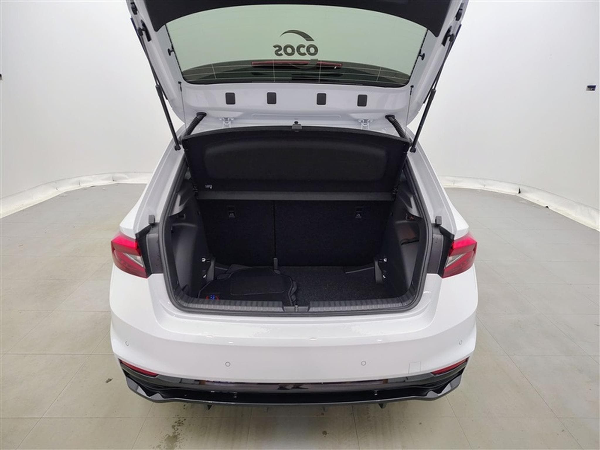 Skoda Fabia 1.0 TSI 115cv DSG MonteCarlo CARPLAY / FULL LED / CAMERA (2026) - Foto 14