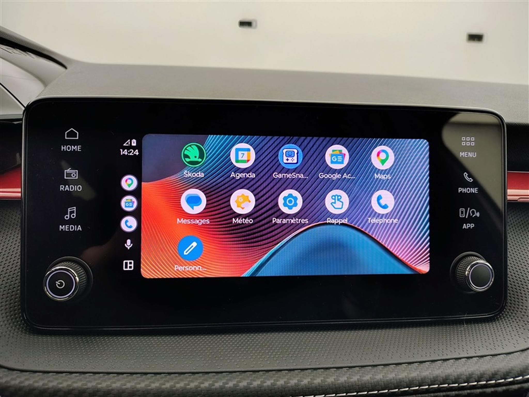Skoda Fabia 1.0 TSI 115cv DSG MonteCarlo CARPLAY / FULL LED / CAMERA (2026) - Foto 19