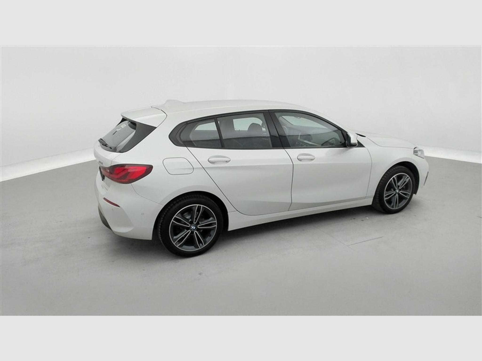 BMW 116 116 iA SportLine NAVI / CAMERA / CARPLAY (2022) - Foto 25