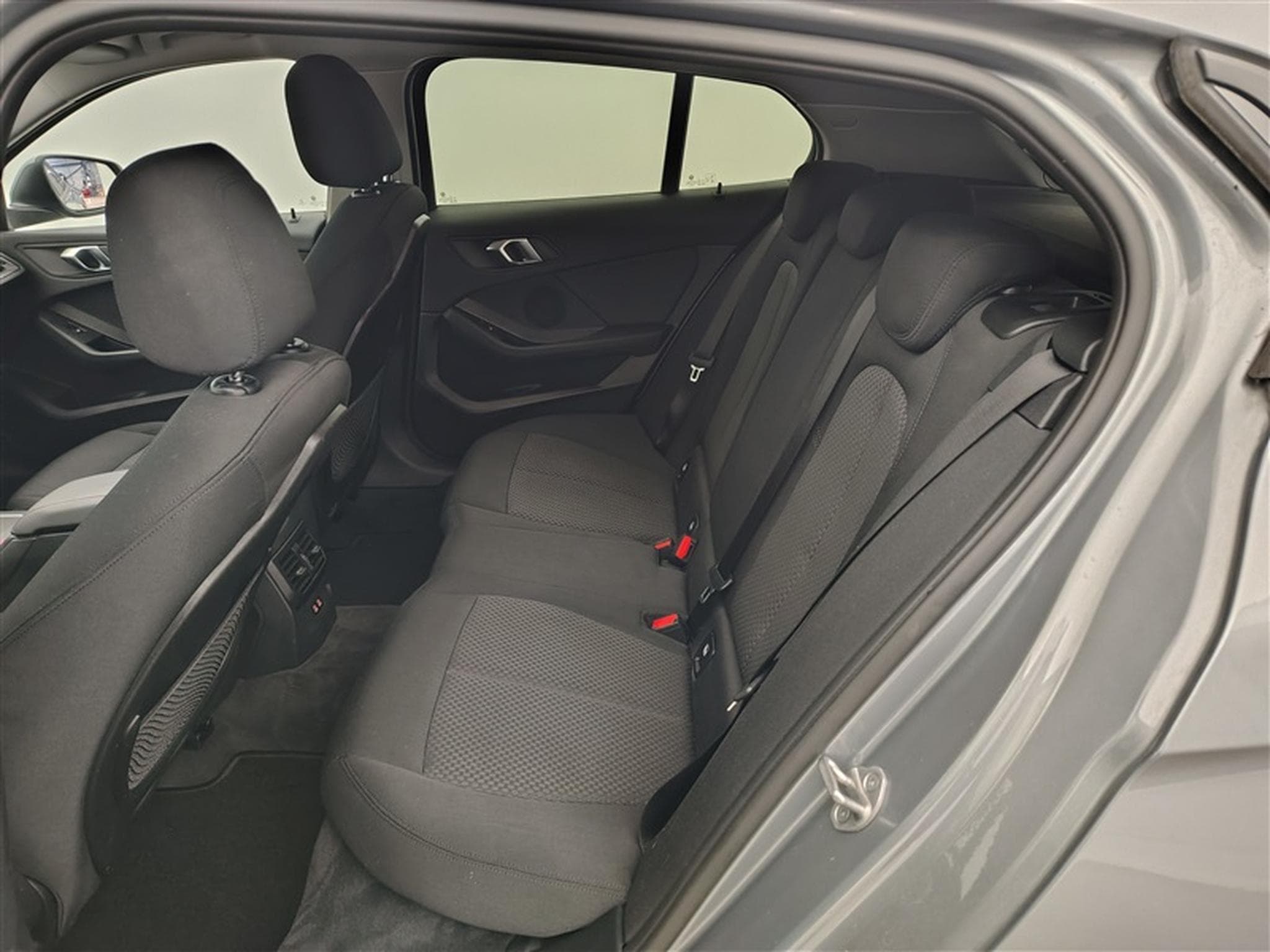 BMW 116 dA Navi Cockpit / Led / PDC av+ar (2022) - Foto 13