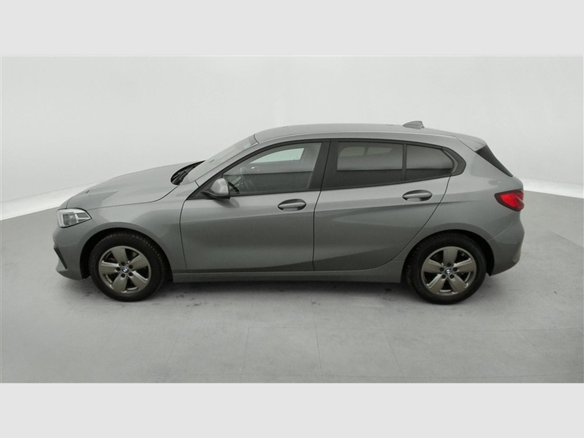 BMW 116 dA Navi Cockpit / Led / PDC av+ar (2022) - Foto 3