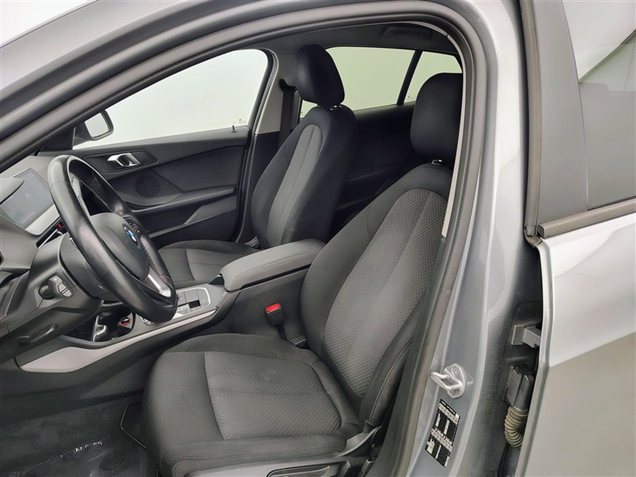 BMW 116 dA Navi Cockpit / Led / PDC av+ar (2022) - Foto 7