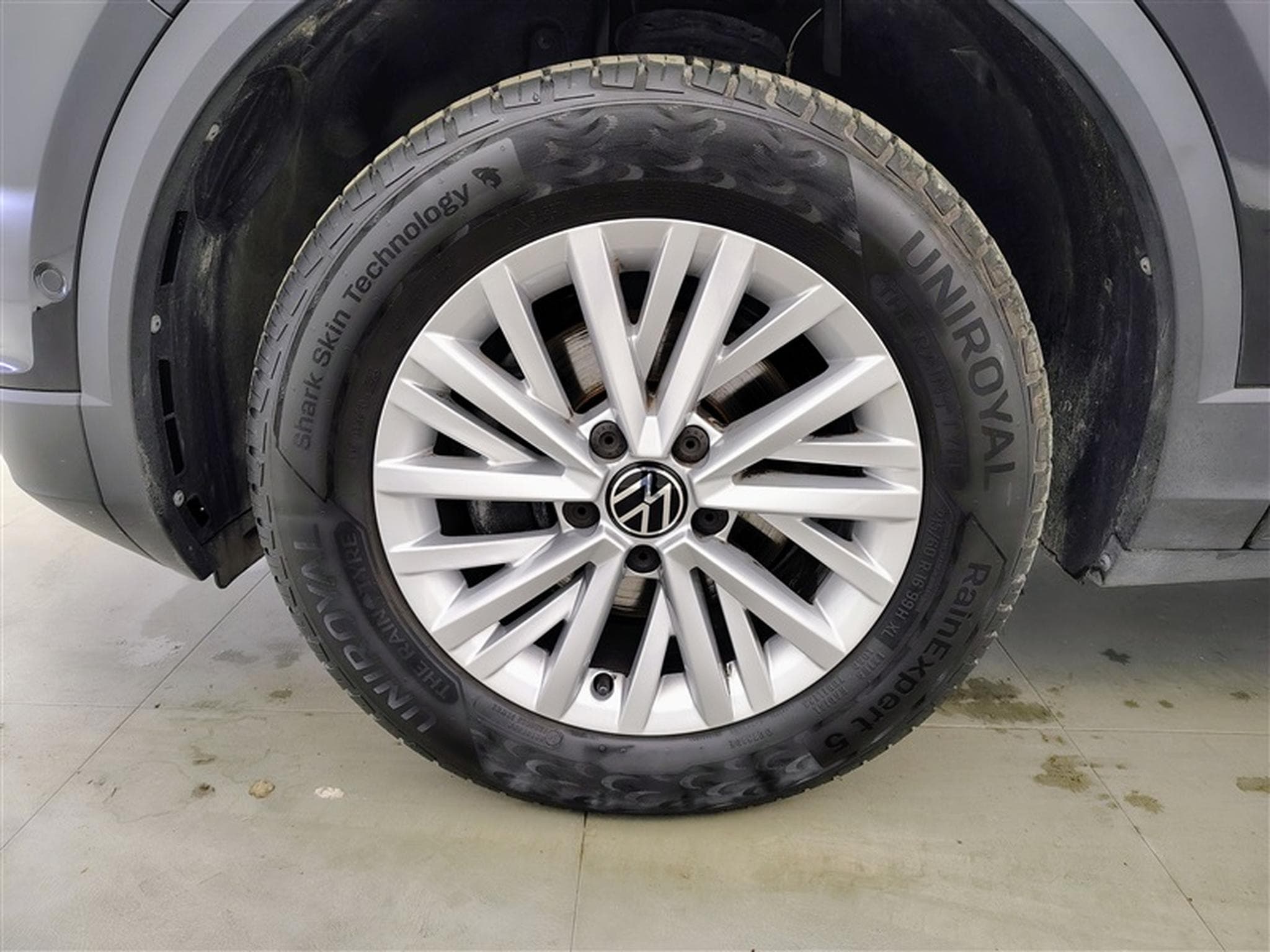 VW T-Roc 1.0 TSI Style (2023) - Foto 6