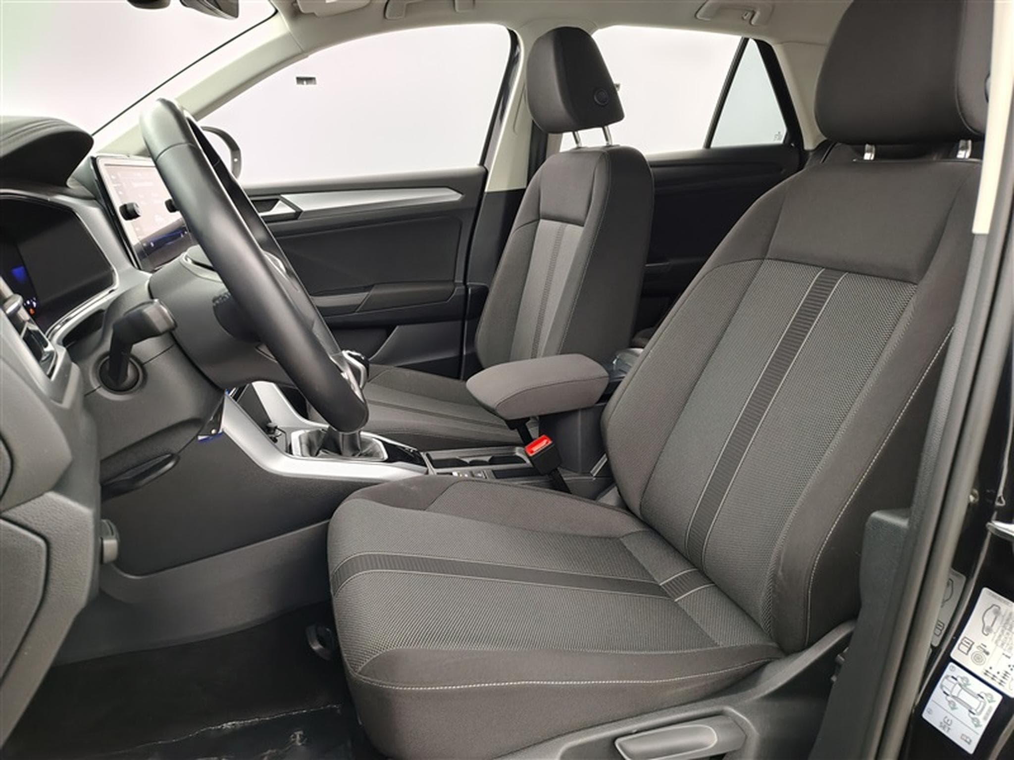 VW T-Roc 1.0 TSI Style (2023) - Foto 7