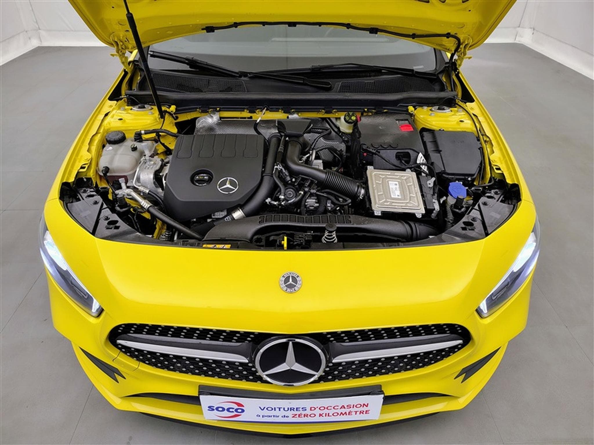 Mercedes A 200 A 200 DCT PACK AMG NAVI / FULL LED / CAMERA (2022) - Foto 19