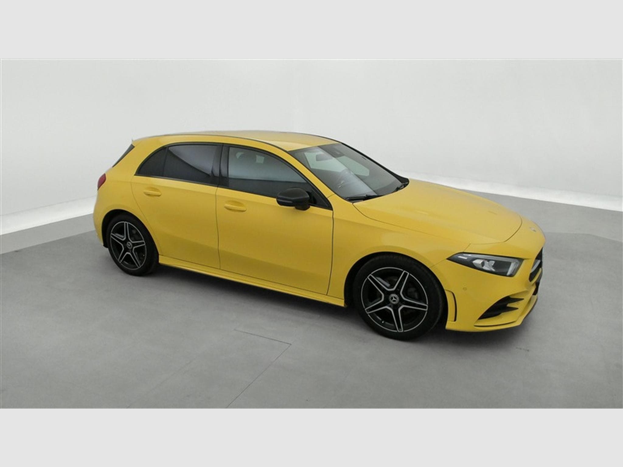 Mercedes A 200 A 200 DCT PACK AMG NAVI / FULL LED / CAMERA (2022) - Foto 22