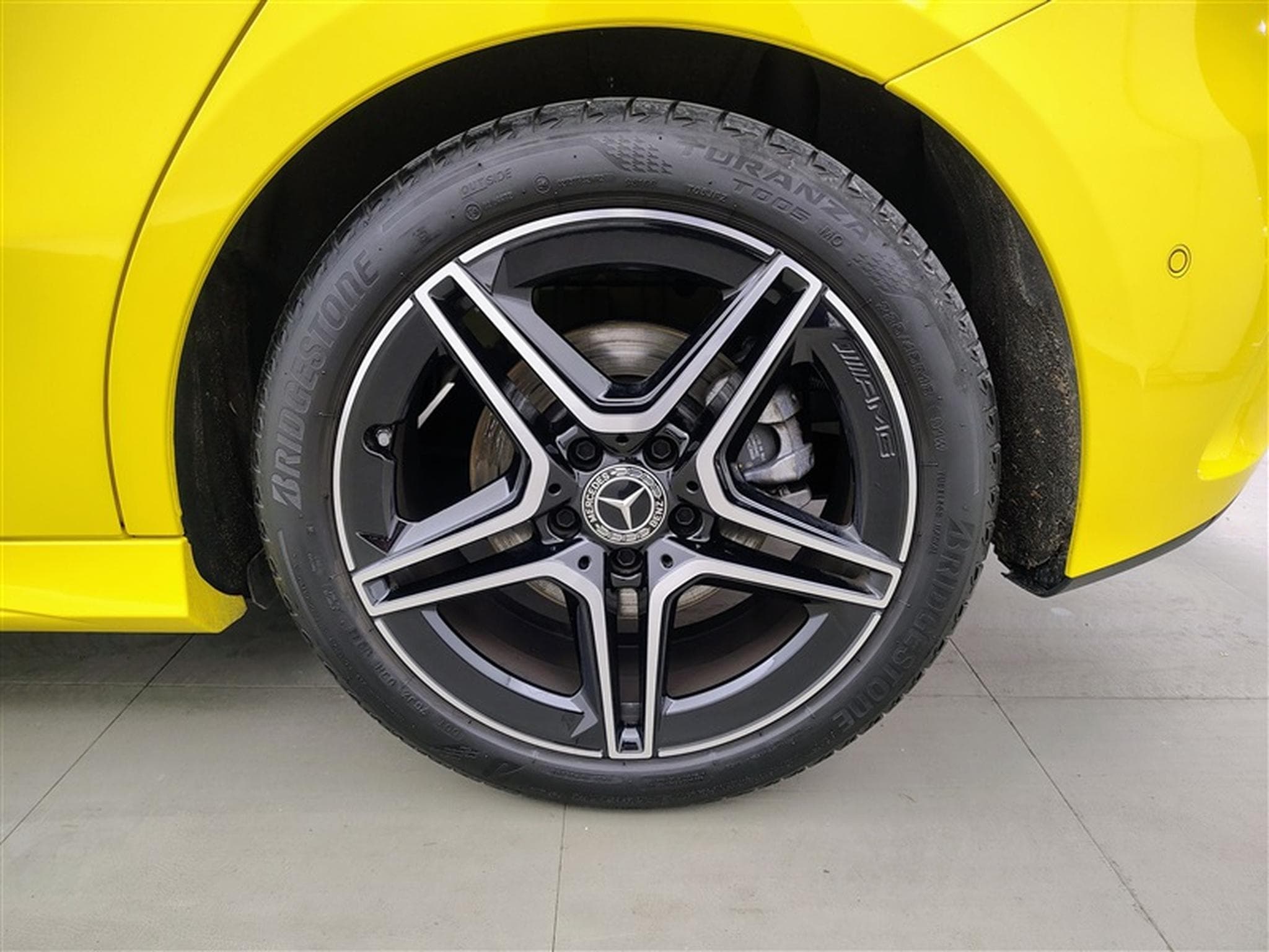 Mercedes A 200 A 200 DCT PACK AMG NAVI / FULL LED / CAMERA (2022) - Foto 6