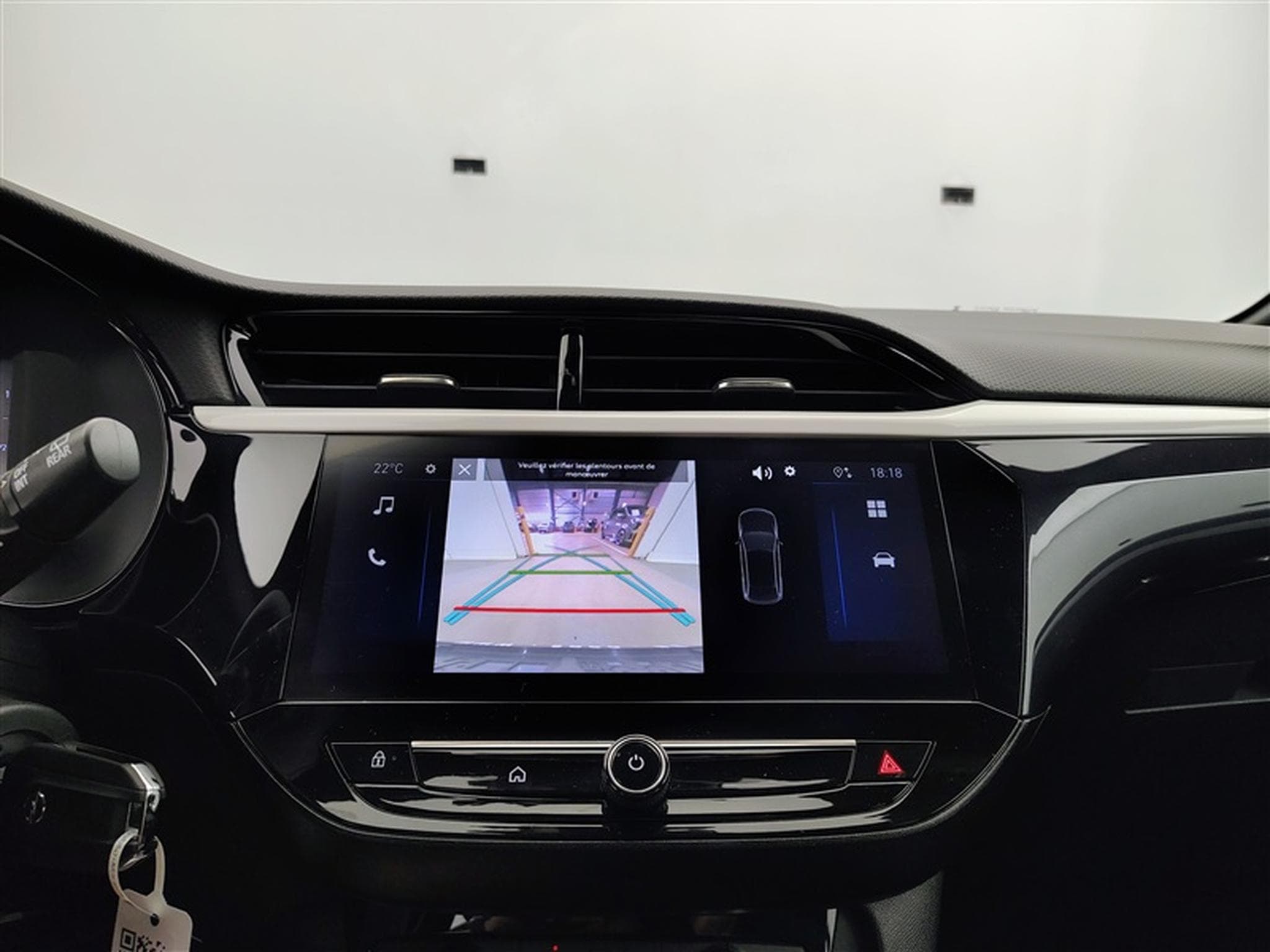 Opel Corsa 1.2 Turbo 100Cv GS CARPLAY / CAMERA / FULL LED / ALU (2025) - Foto 17
