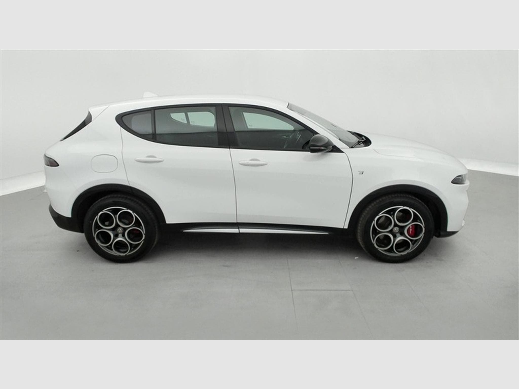 Alfa-Romeo Tonale 1.6 130 TI TCT7 *NAVI/FULL LED/CAM/PDC AV AR/JA18* (2023) - Foto 25