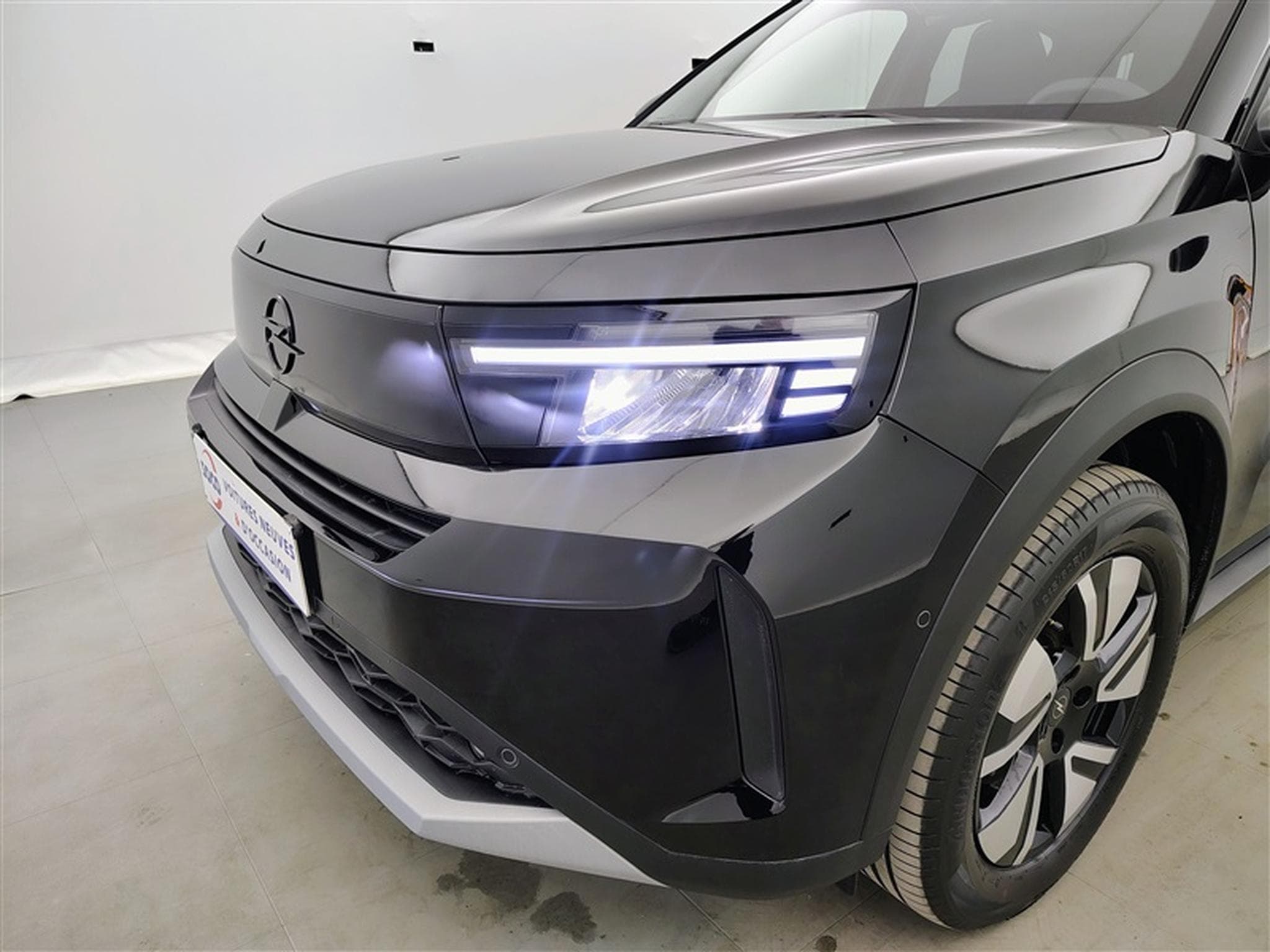 Opel Frontera 1.2 Turbo 145cv AT8 GS 7pl. NAVI / FULL LED / CAMERA / JA 17 (2026) - Foto 15