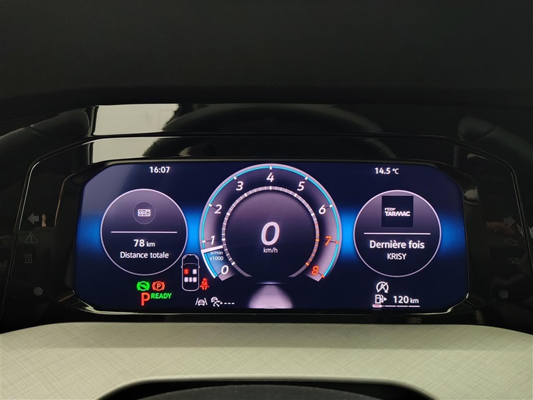 VW Golf 1.5 eTSI 150Cv DSG Anniversary Model CARPLAY / CAMERA (2025) - Foto 10