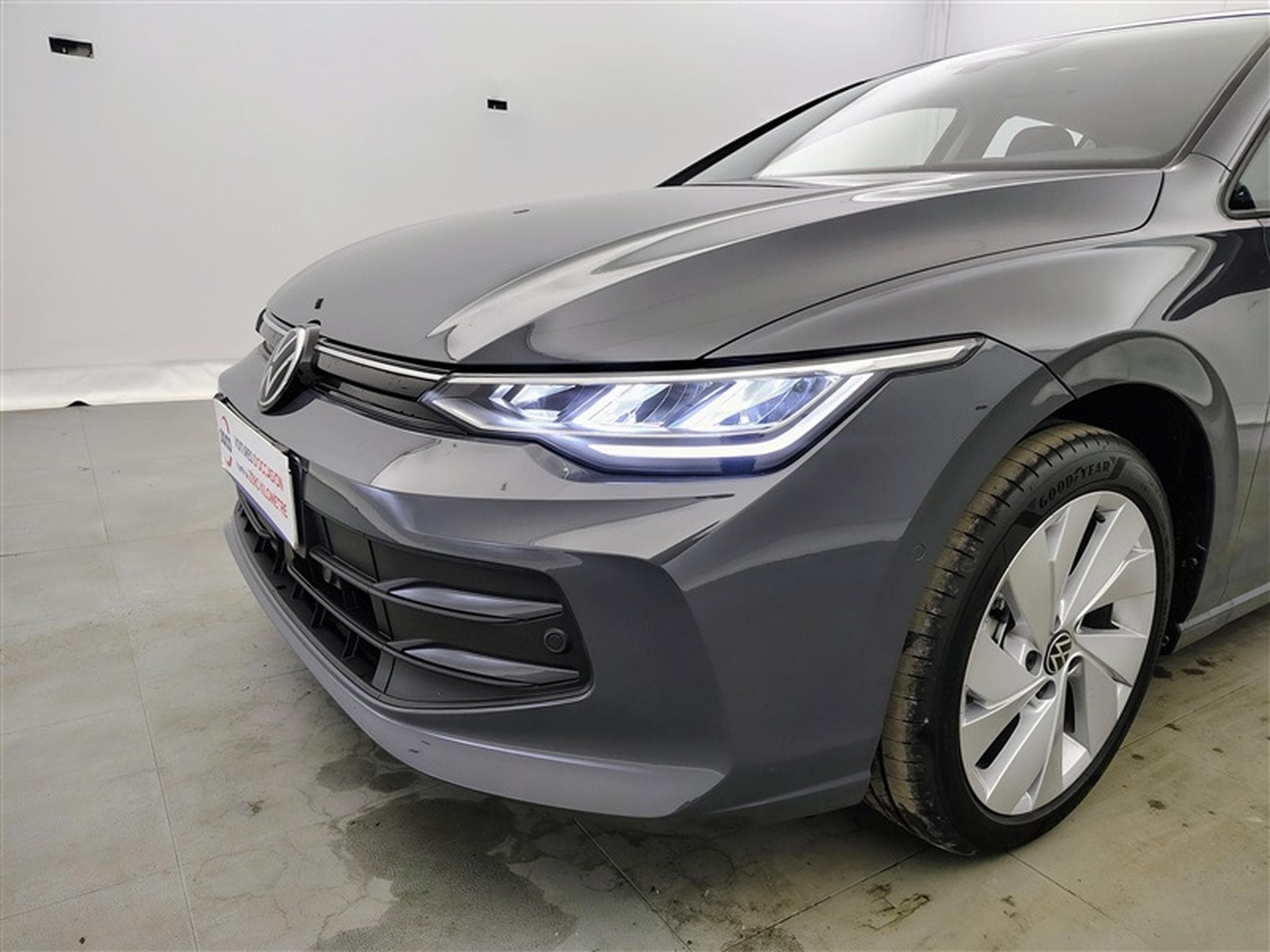 VW Golf 1.5 eTSI 150Cv DSG Anniversary Model CARPLAY / CAMERA (2025) - Foto 15