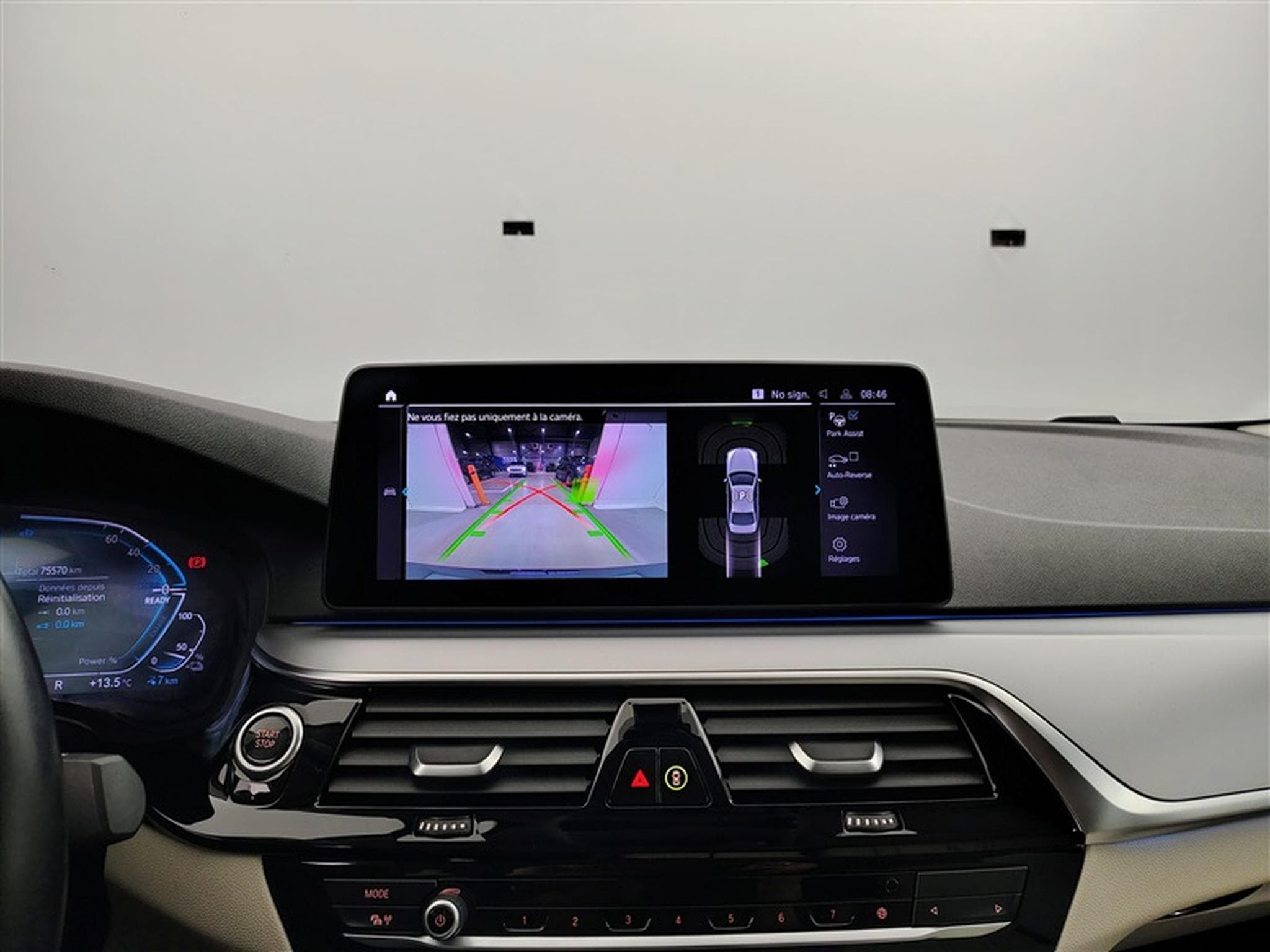 BMW 520 520eA PHEV CUIR/NAVI/FULL LED/JA18/PDC (2021) - Foto 18