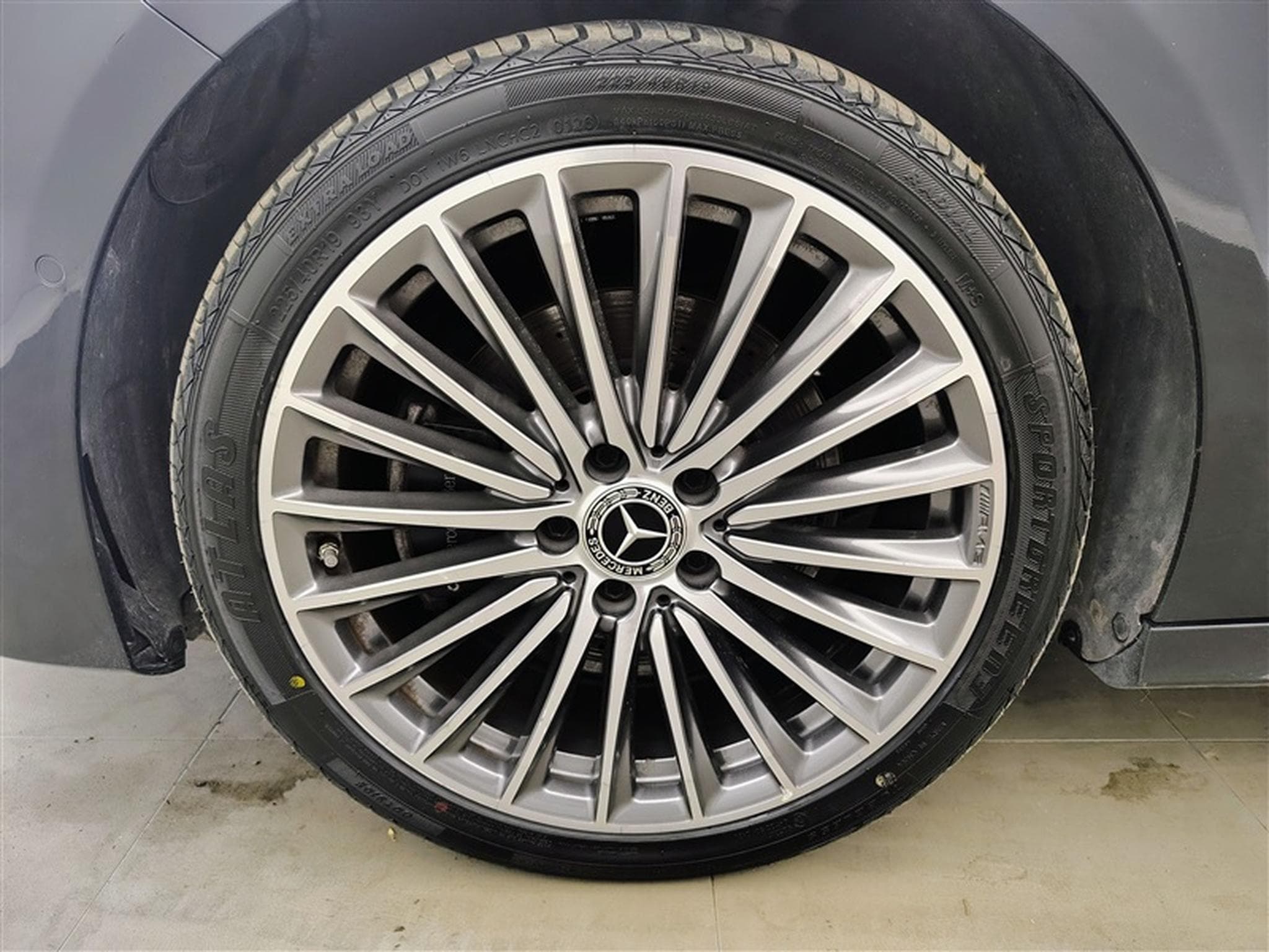 Mercedes A 250 e PHEV AMG Line*NAVI/FULL LED LASER/T.PANO/CAM360/JA19* (2023) - Foto 6