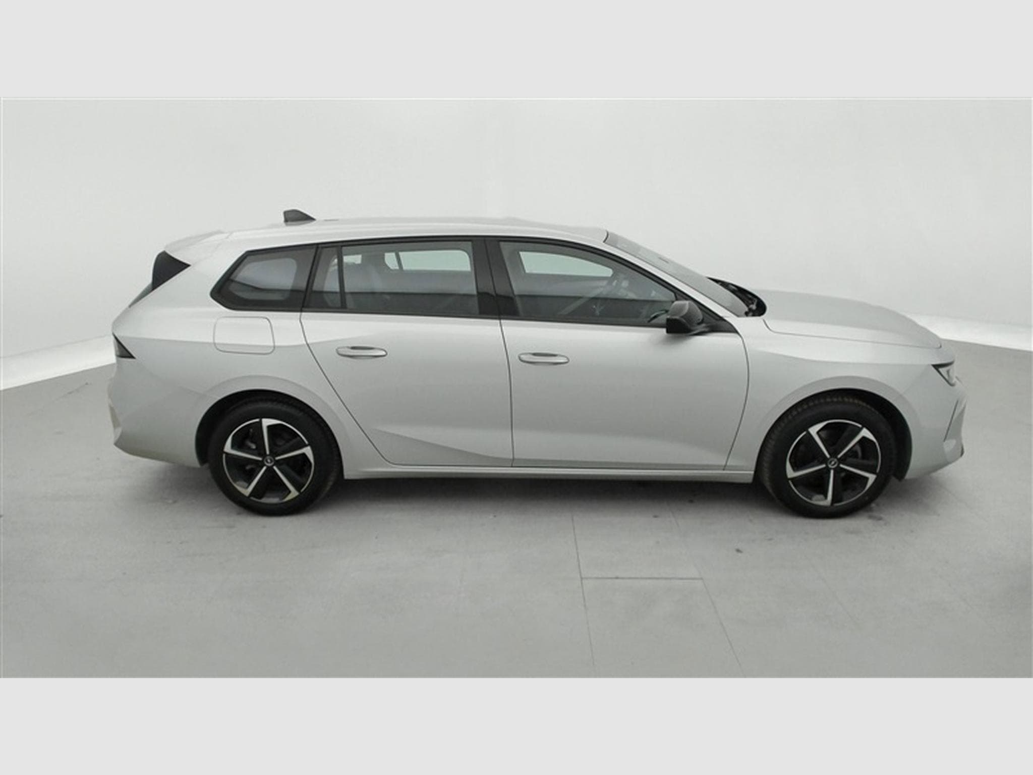 Opel Astra Sports Tourer 1.2 Turbo Edition NAVI / FULL LED / CARPLAY (2024) - Foto 24