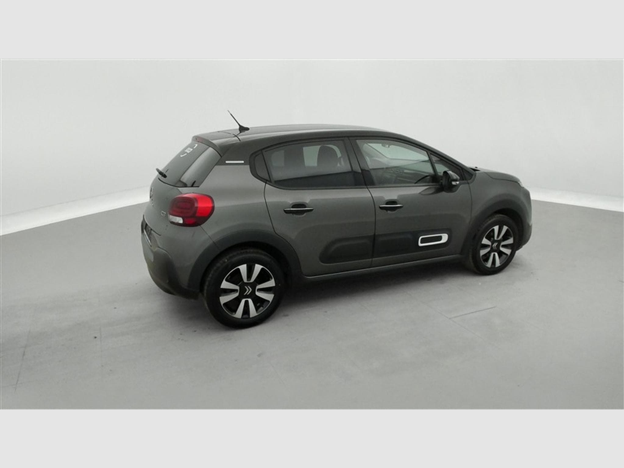 Citroen C3 1.2i PureTech Shine CARPLAY / FULL LED / JA 16" (2023) - Foto 23