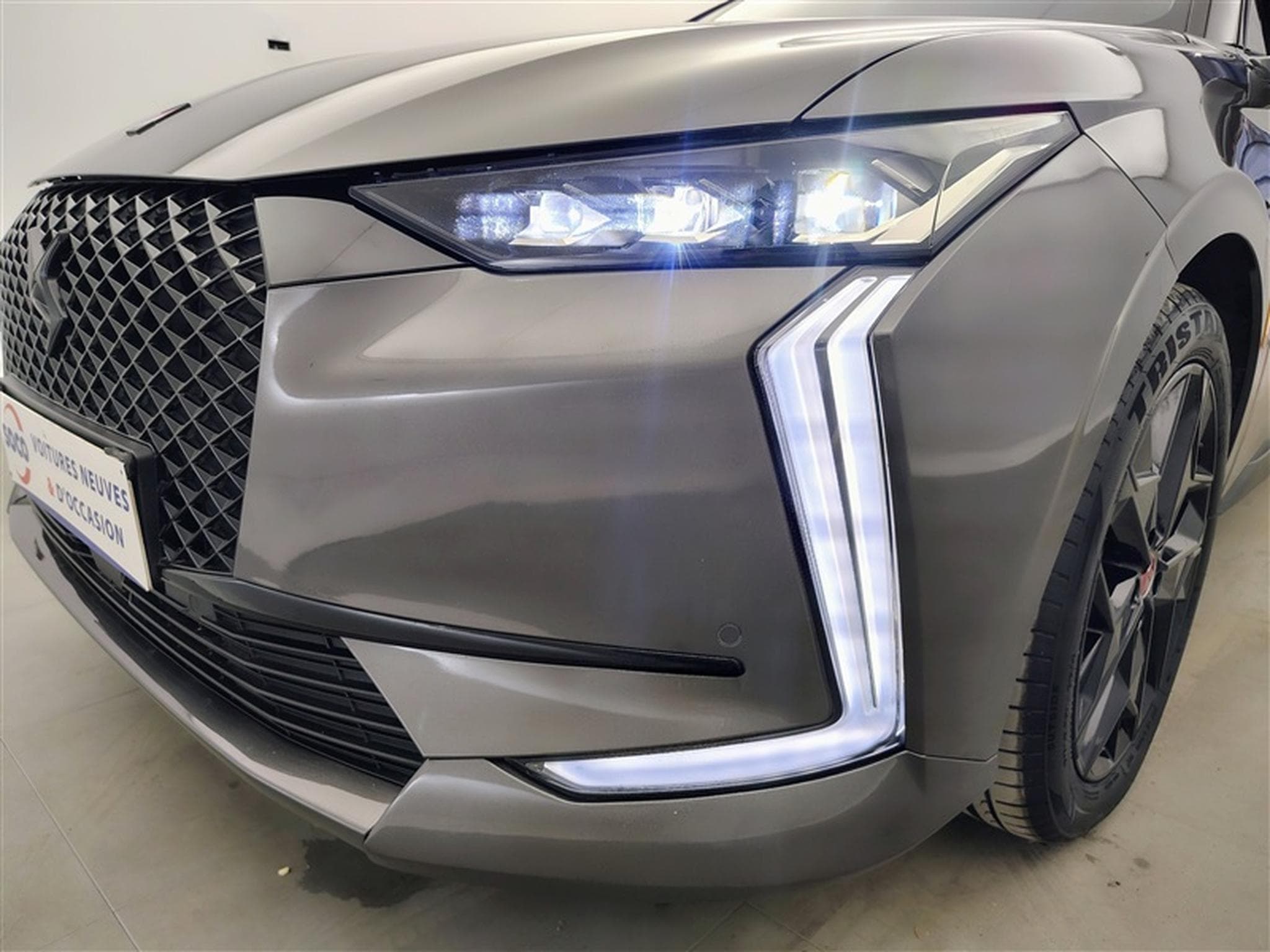 DS Automobiles DS4 1.2 PureTech 130Cv EAT8 Performance Line+ (2023) - Photo 15