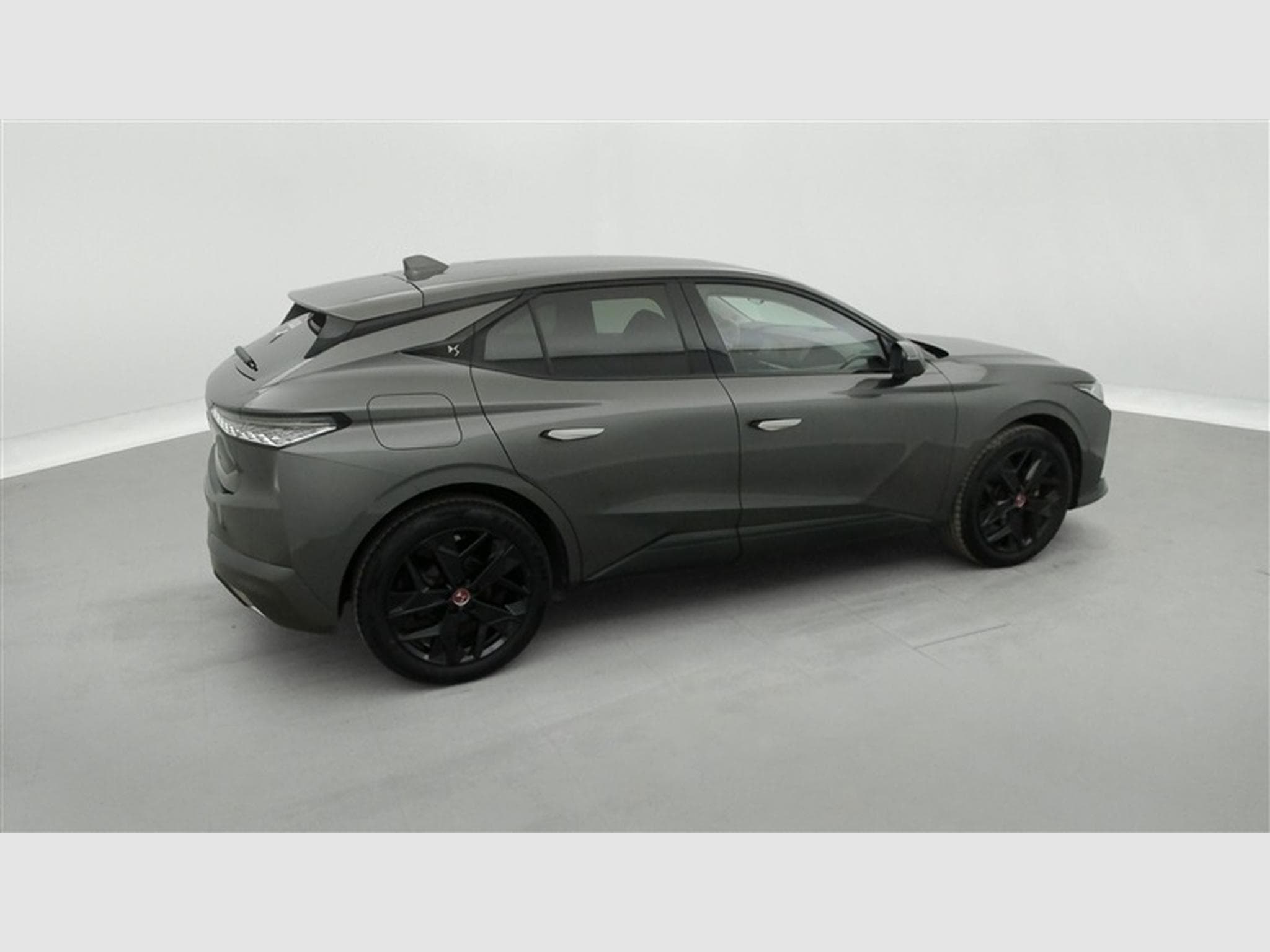 DS Automobiles DS4 1.2 PureTech 130Cv EAT8 Performance Line+ (2023) - Photo 25