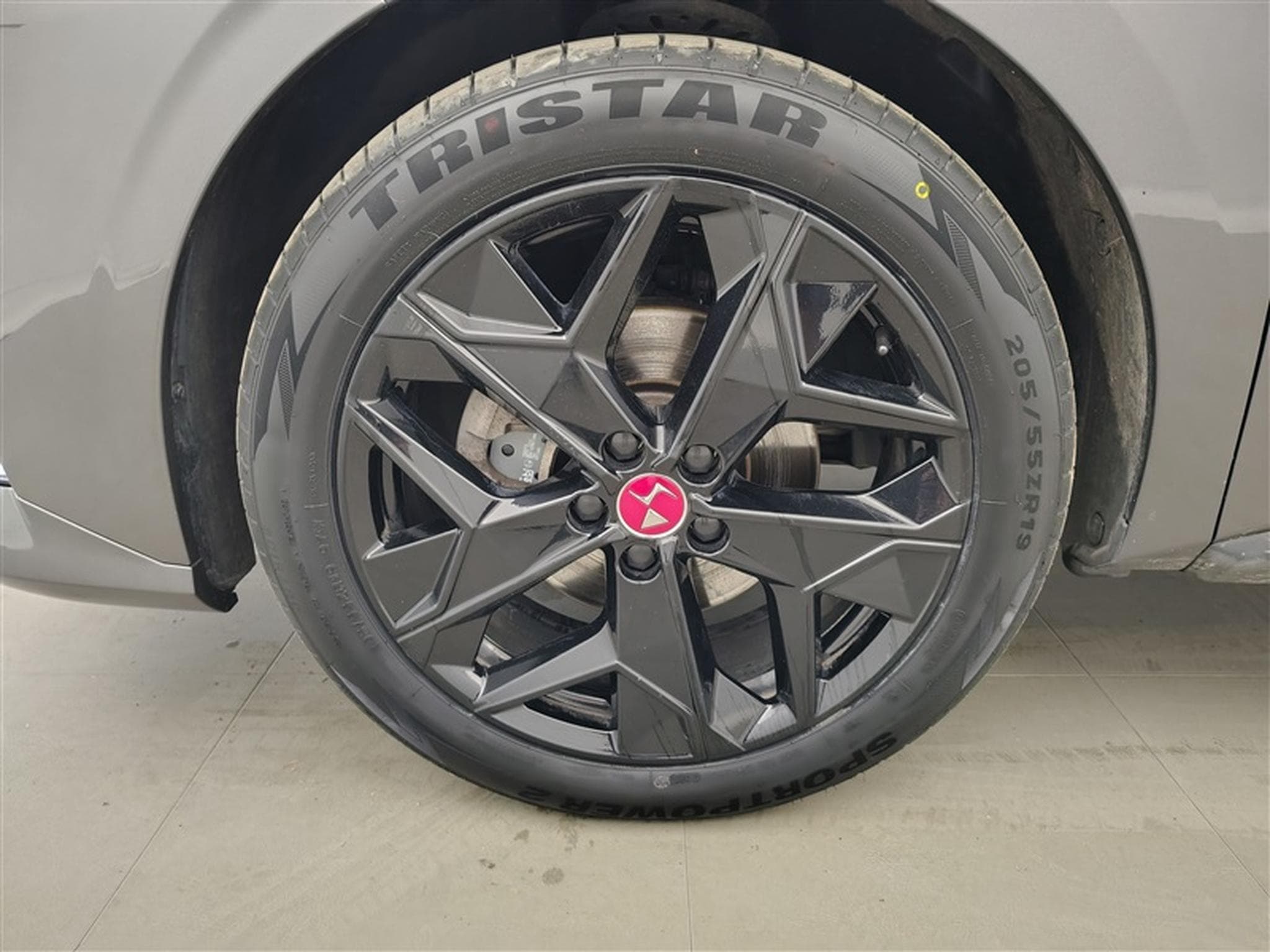 DS Automobiles DS4 1.2 PureTech 130Cv EAT8 Performance Line+ (2023) - Photo 6