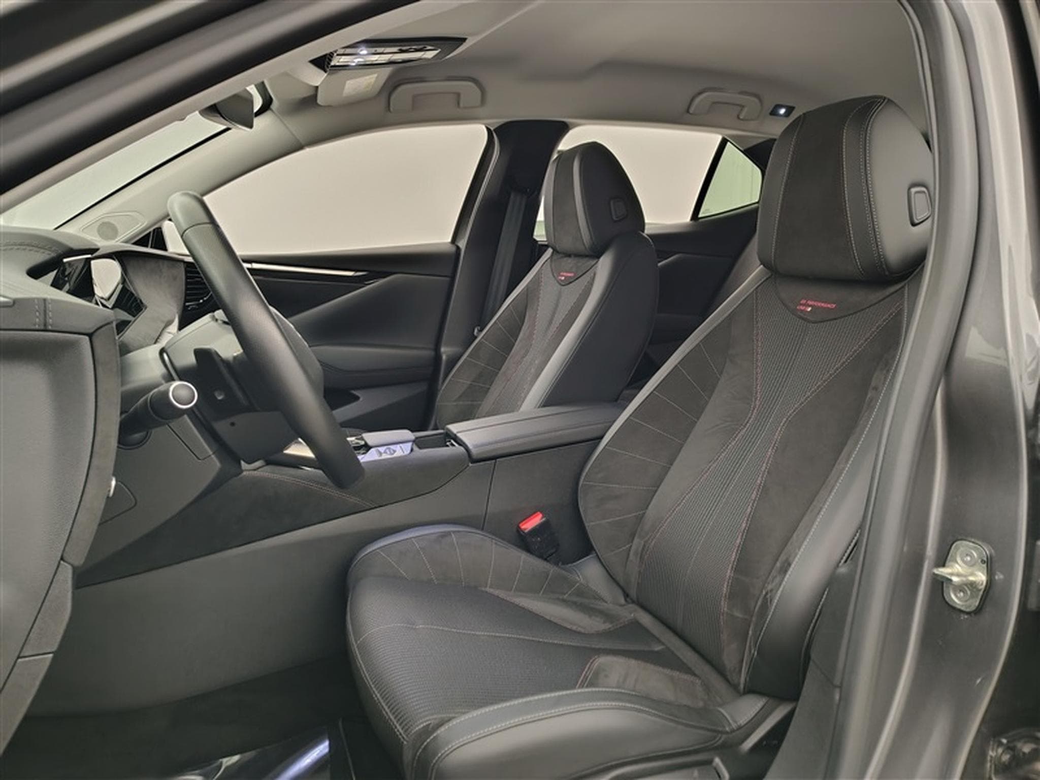 DS Automobiles DS4 1.2 PureTech 130Cv EAT8 Performance Line+ (2023) - Photo 7