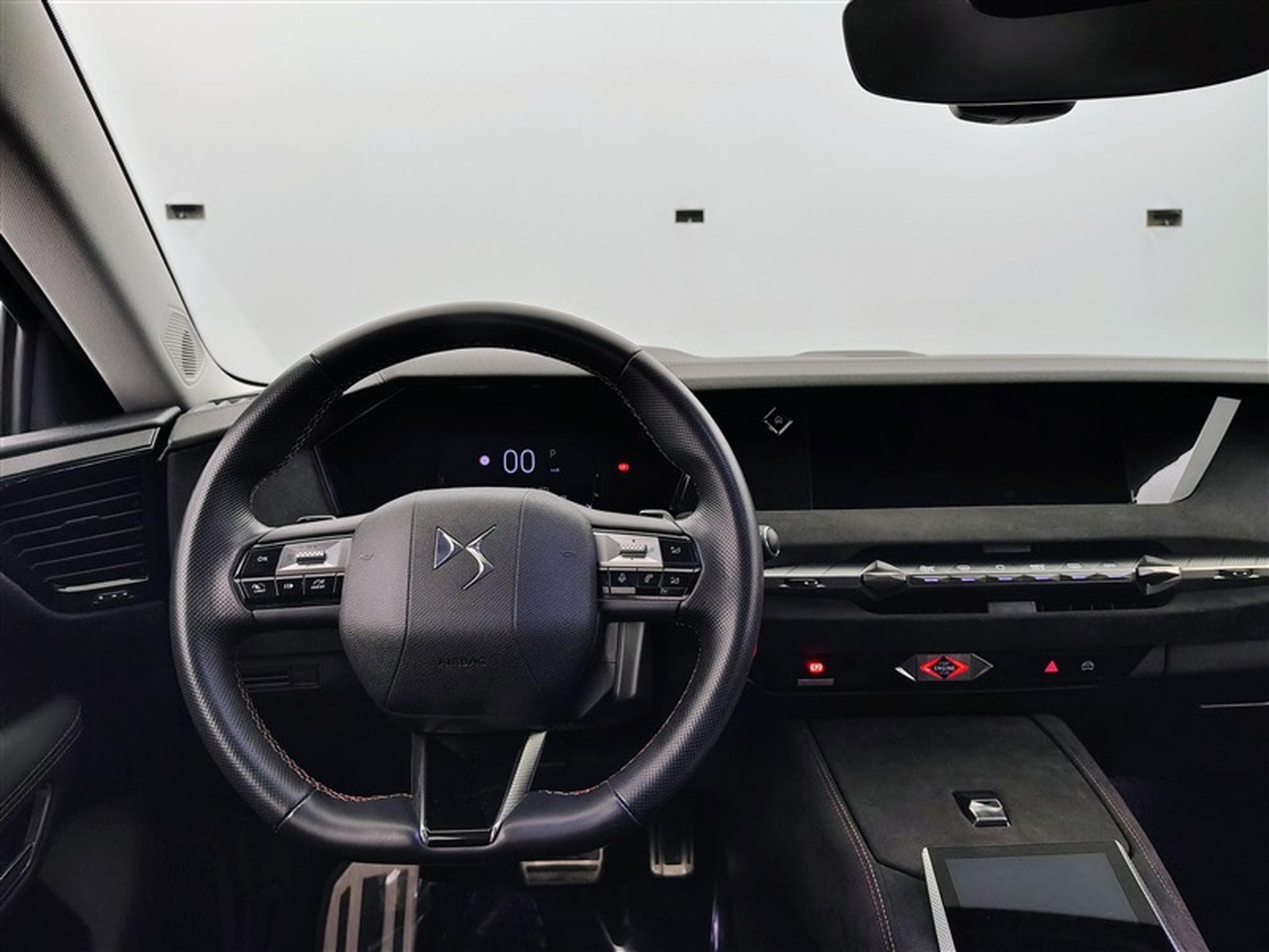 DS Automobiles DS4 1.2 PureTech 130Cv EAT8 Performance Line+ (2023) - Photo 9