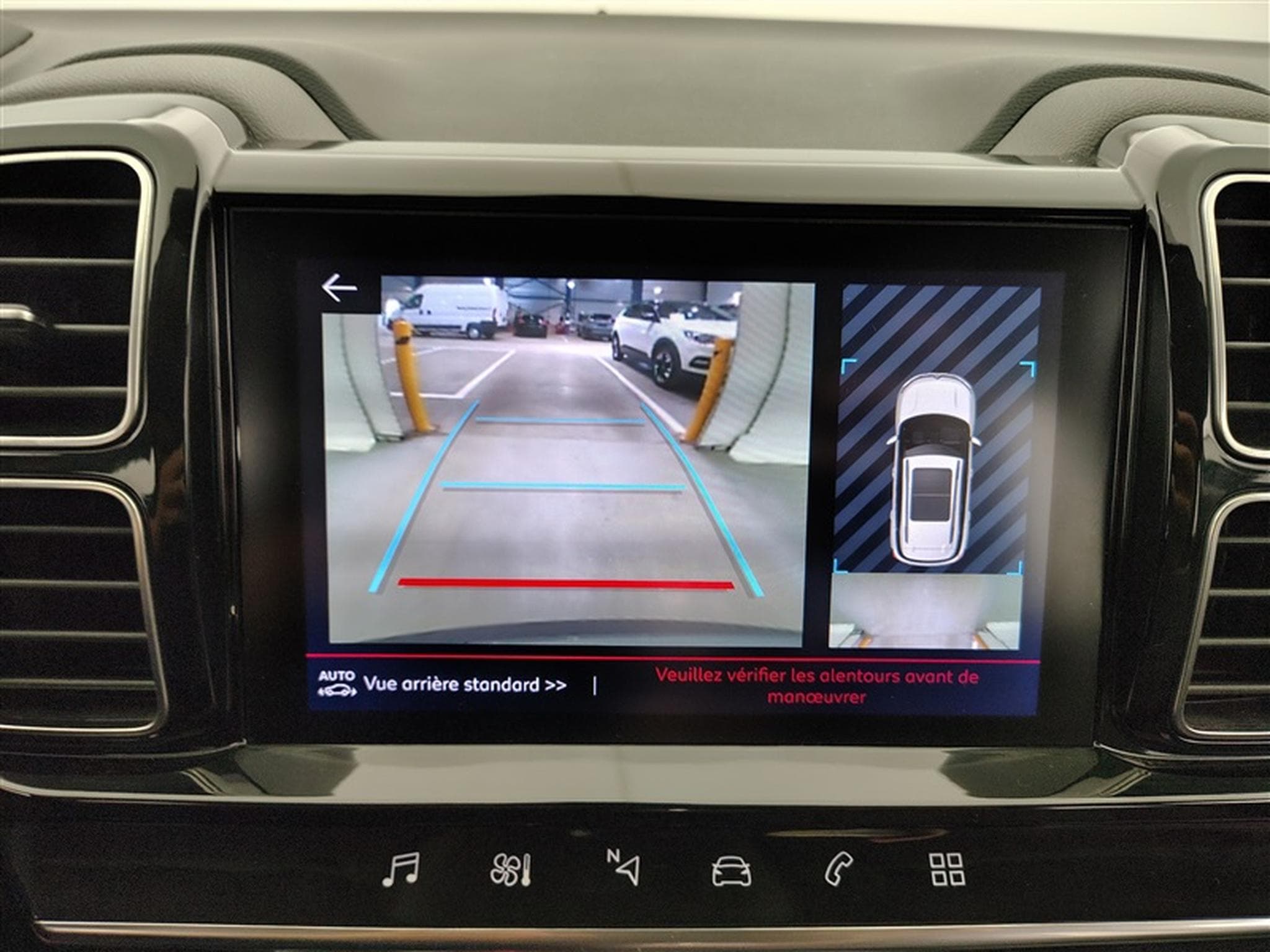 Citroen C5 Aircross 1.2 PureTech Business AUTO/CUIR/NAVI/FULL LED/JA18 (2021) - Photo 18