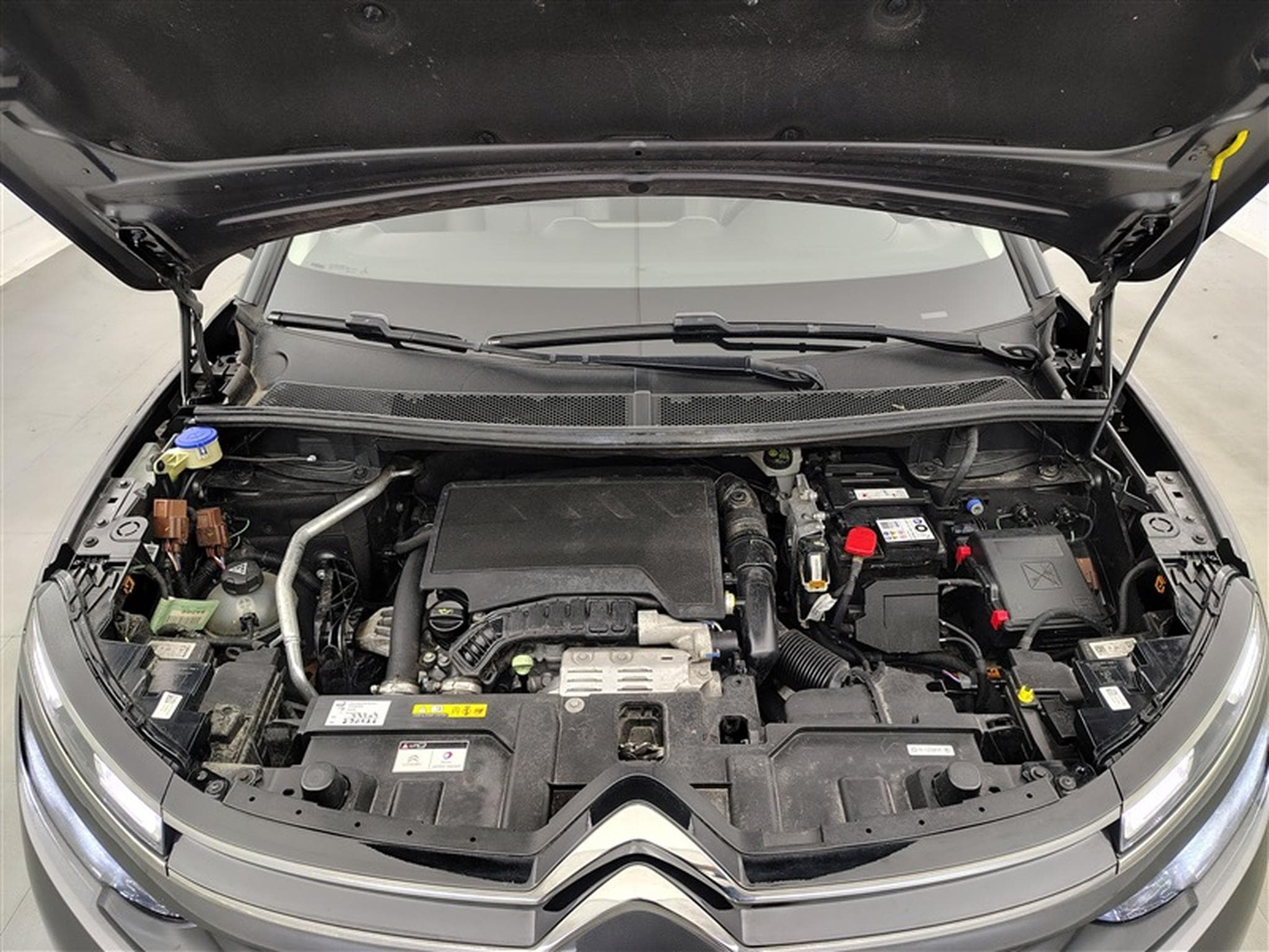 Citroen C5 Aircross 1.2 PureTech Business AUTO/CUIR/NAVI/FULL LED/JA18 (2021) - Photo 19