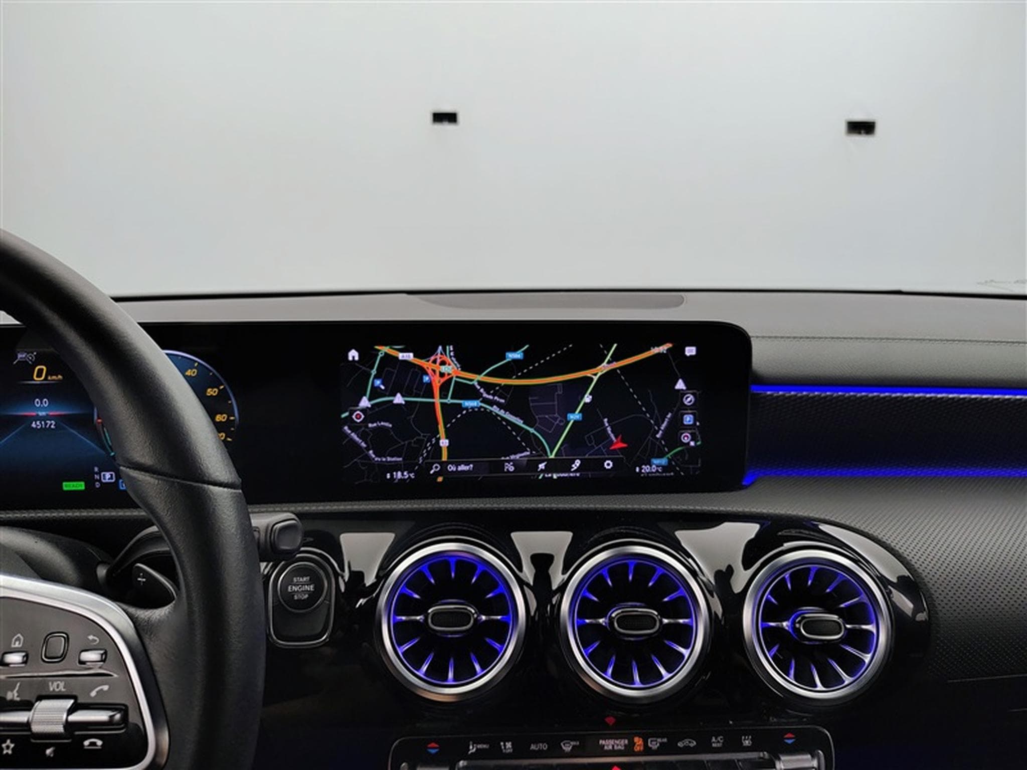 Mercedes CLA 250 Luxury Line   Cuir / Navi / Led / PDC av+ar (2023) - Photo 11