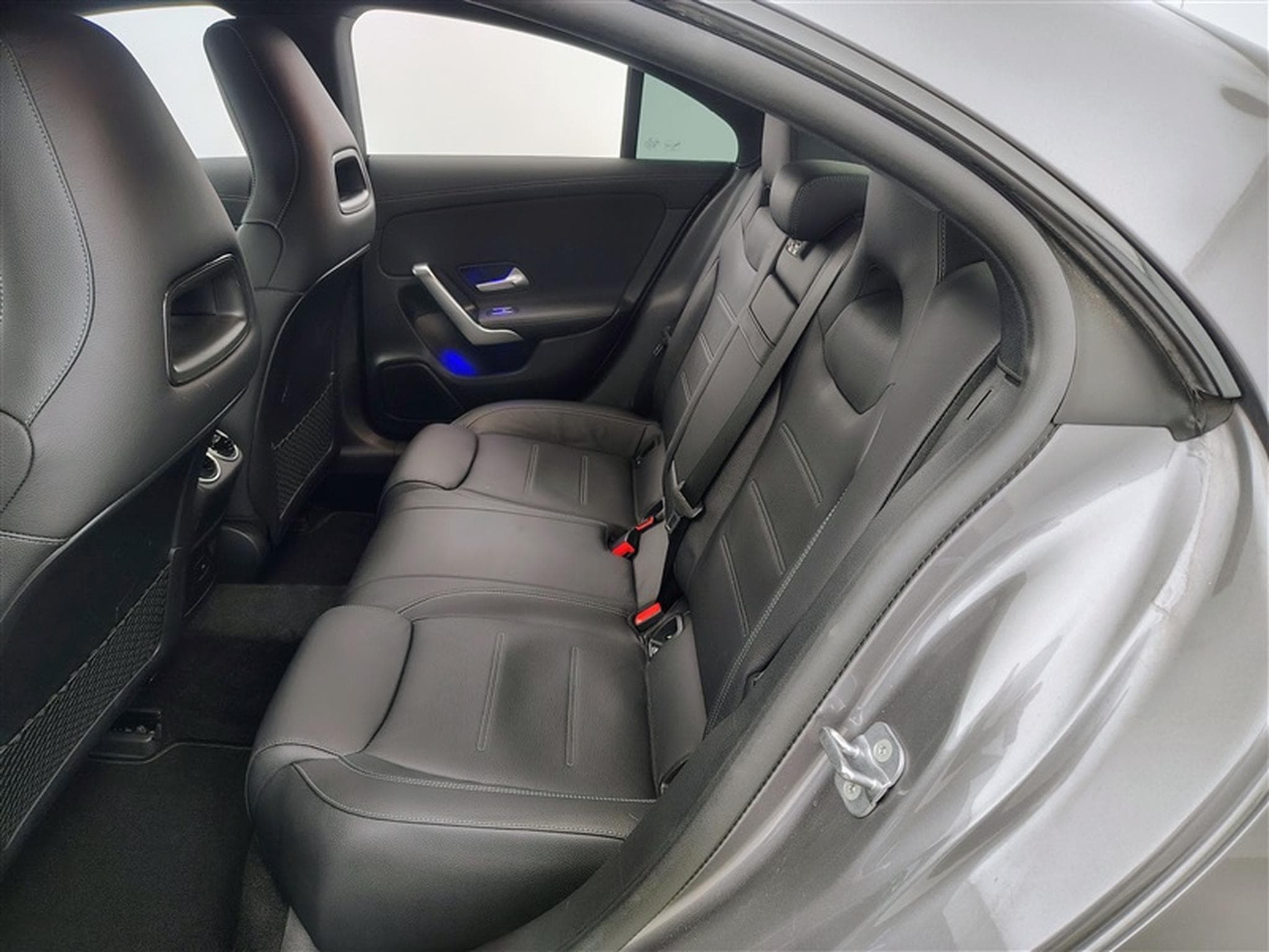 Mercedes CLA 250 Luxury Line   Cuir / Navi / Led / PDC av+ar (2023) - Photo 13