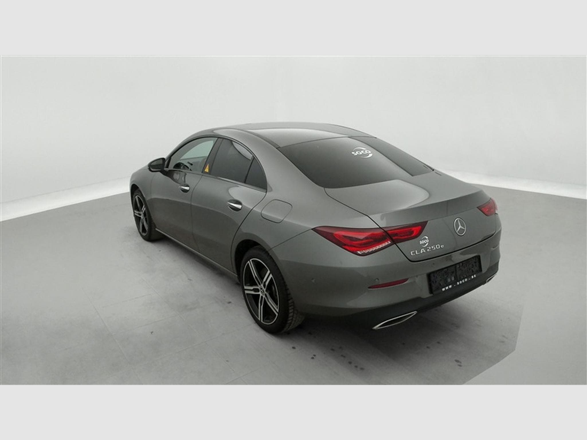 Mercedes CLA 250 Luxury Line   Cuir / Navi / Led / PDC av+ar (2023) - Photo 2
