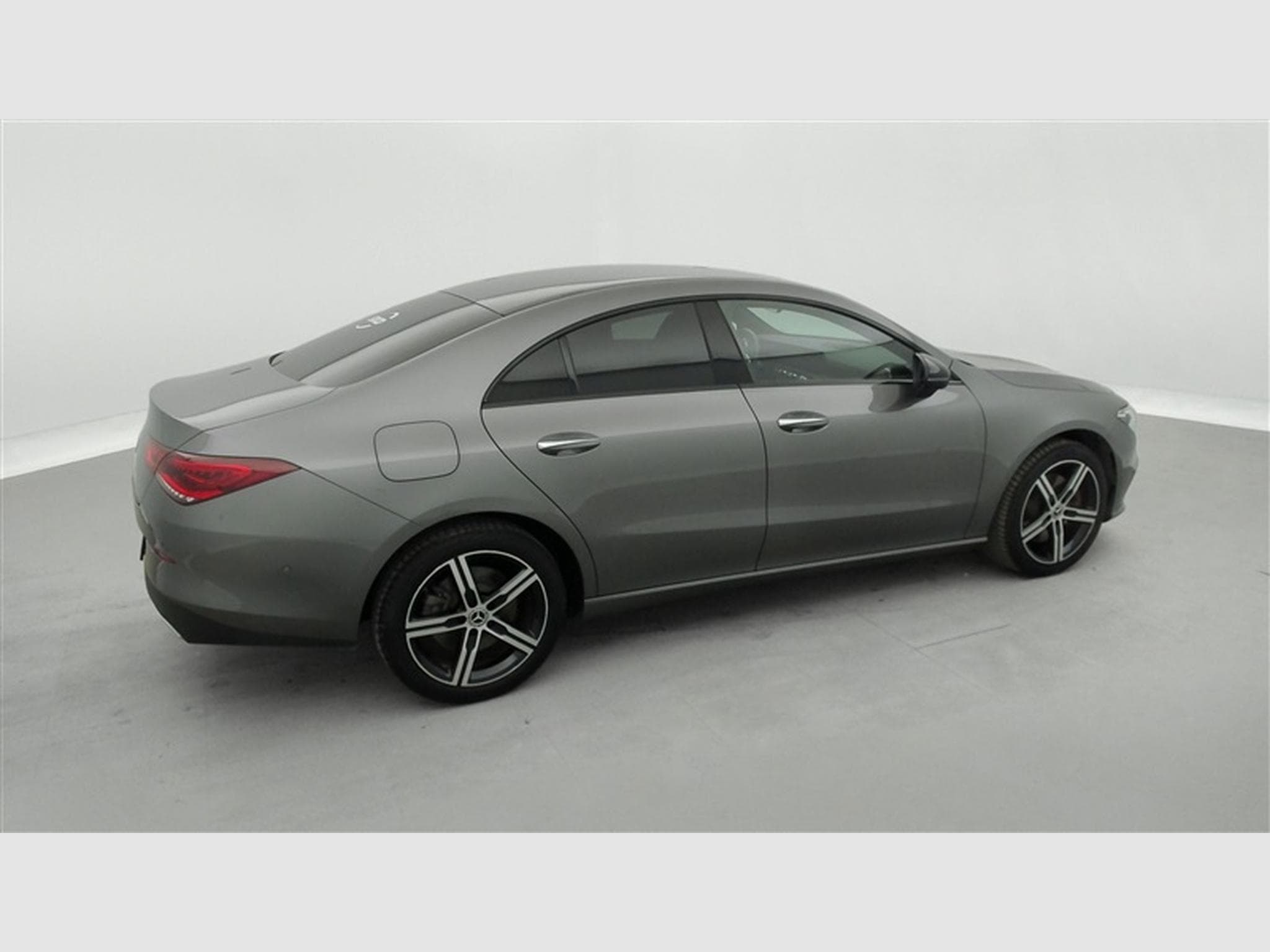 Mercedes CLA 250 Luxury Line   Cuir / Navi / Led / PDC av+ar (2023) - Photo 25