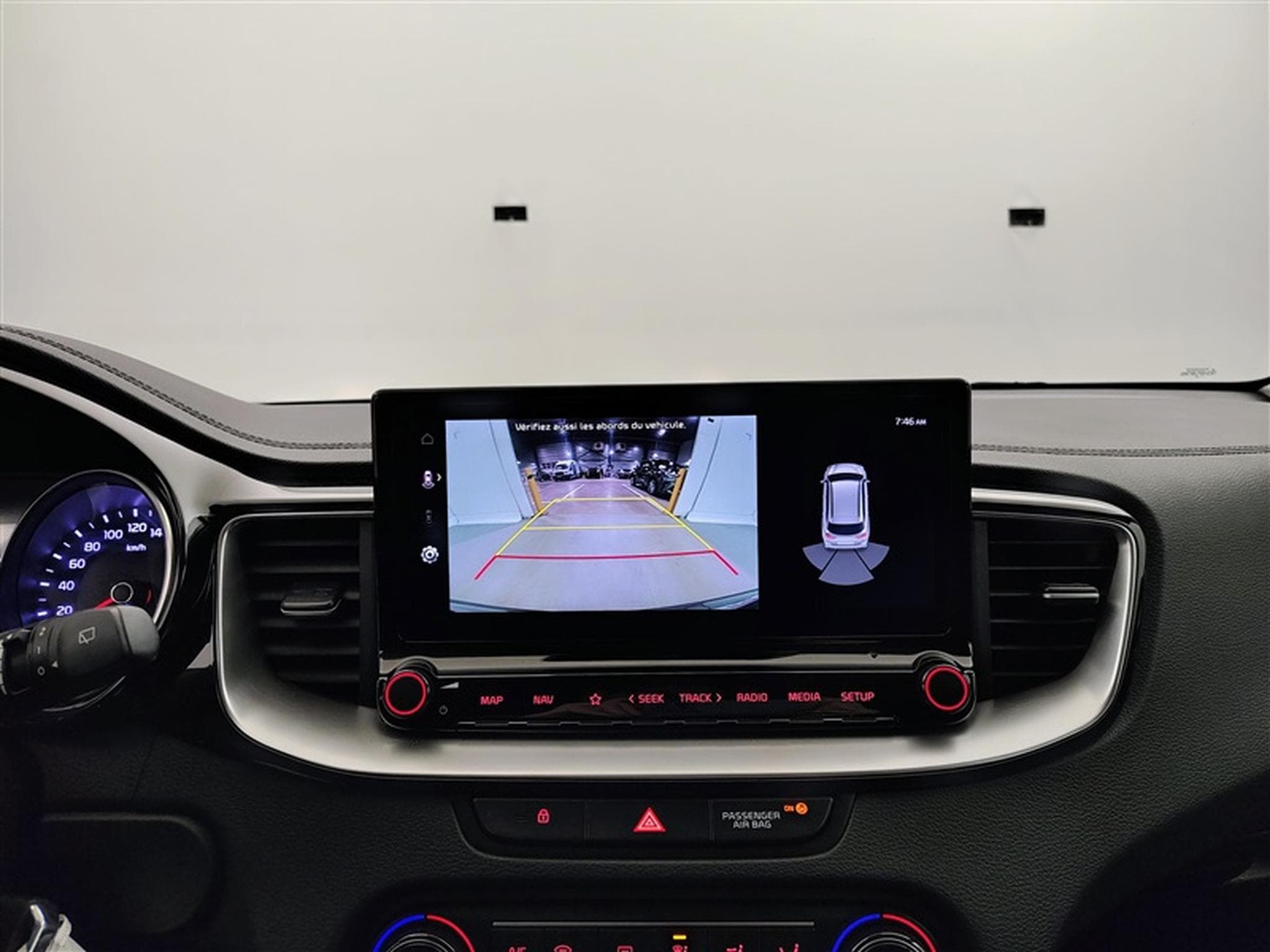 Kia Ceed Sw 1.0 T-GDi Gold NAVI / CAMERA / JA 16" (2023) - Photo 18