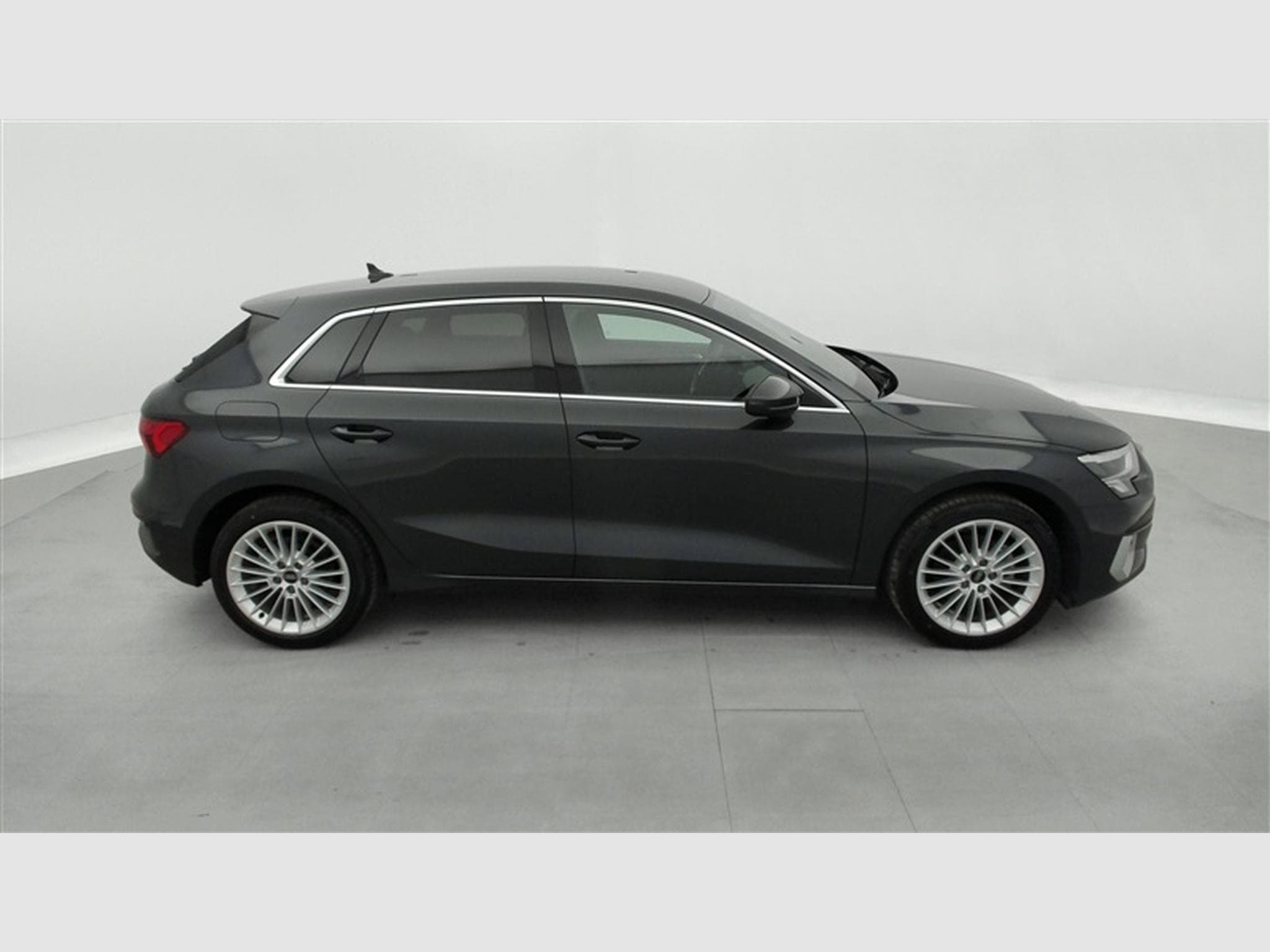 Audi A3 30 TFSI Advanced S-tronic Navi / Led / PDC (2023) - Foto 23
