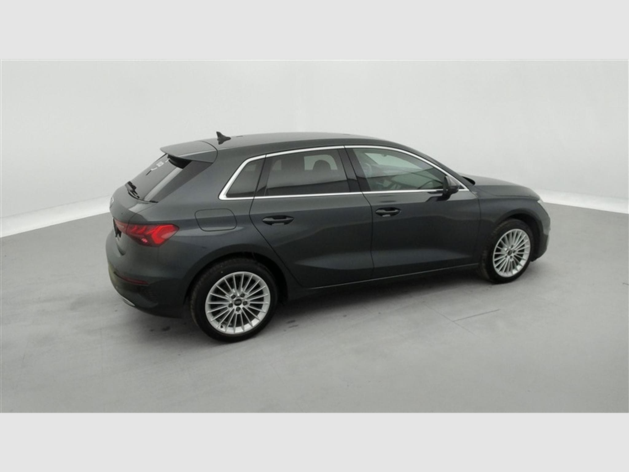 Audi A3 30 TFSI Advanced S-tronic Navi / Led / PDC (2023) - Foto 24
