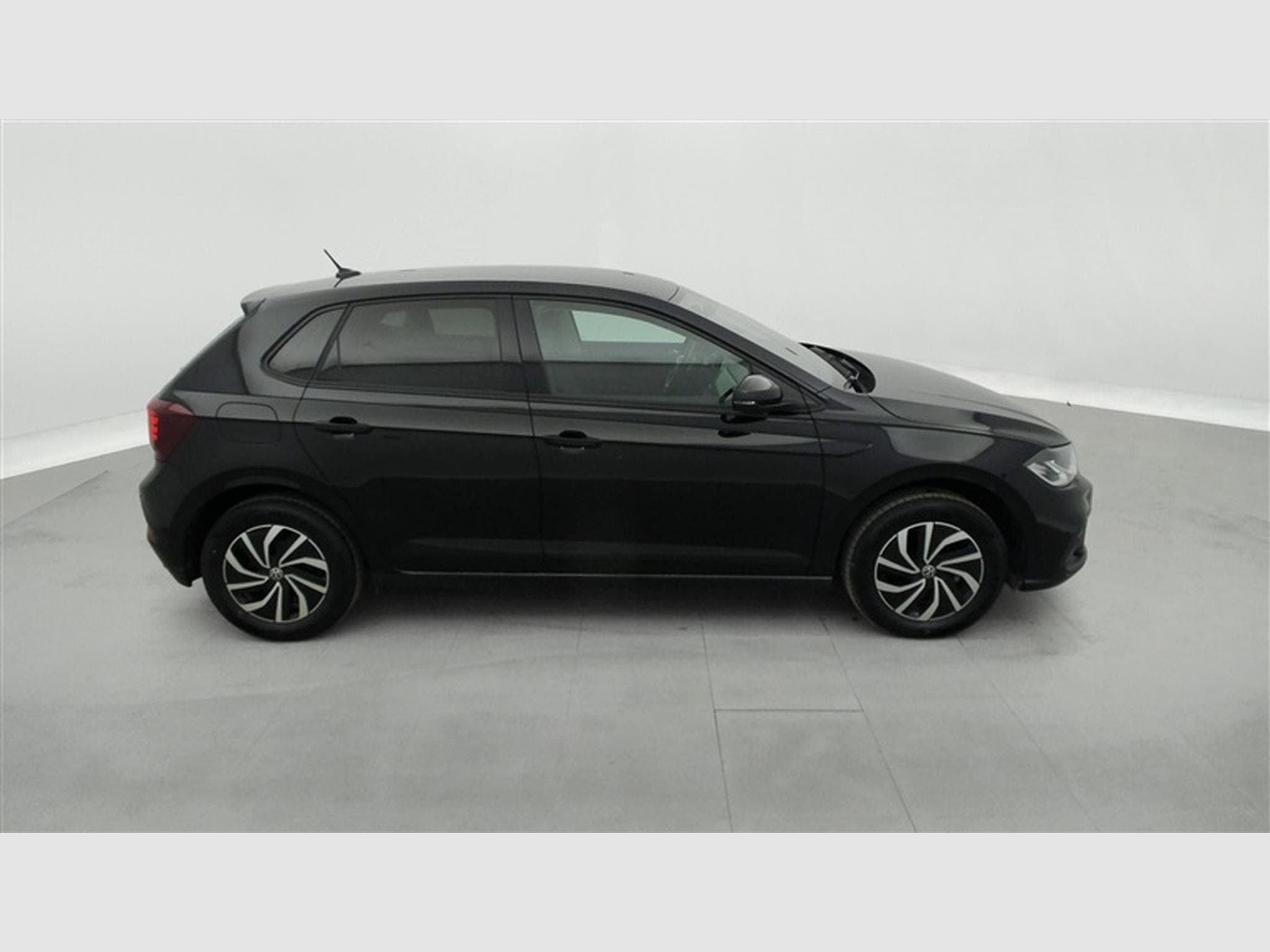 VW Polo 1.0 TSI 95Cv DSG Urban CARPLAY / CAMERA / PDC / ALU (2024) - Foto 24