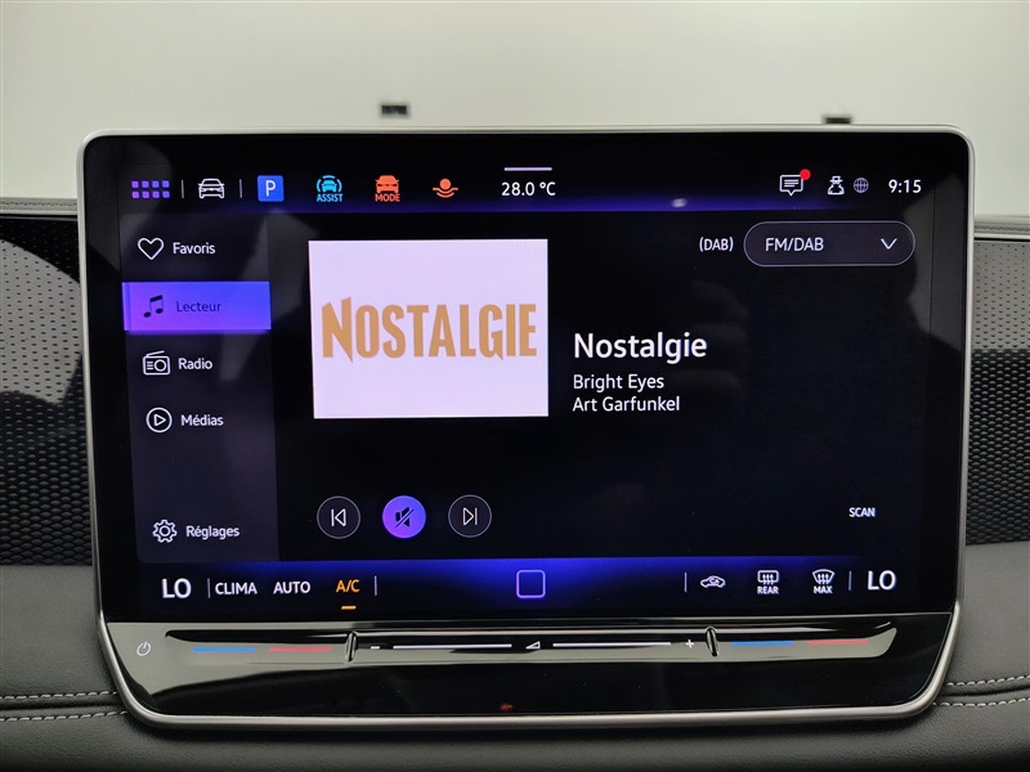 VW Tiguan 1.5 eTSI 150cv DSG United CARPLAY / FULL LED / TOIT PANO (2024) - Photo 11