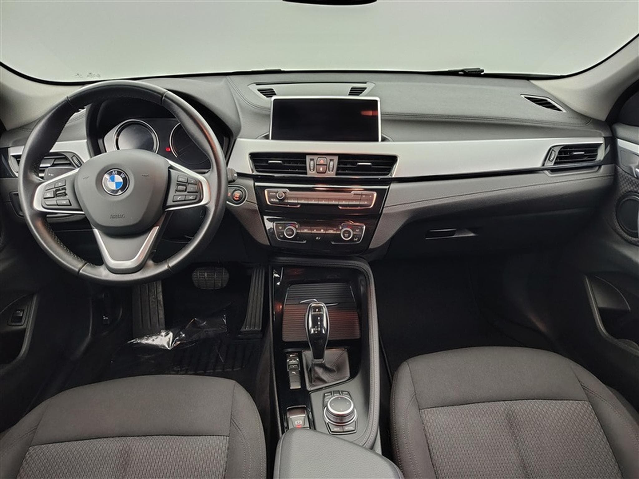 BMW X2 1.5 dA sDrive16 Navi / Led / PDC av+ar (2023) - Foto 8
