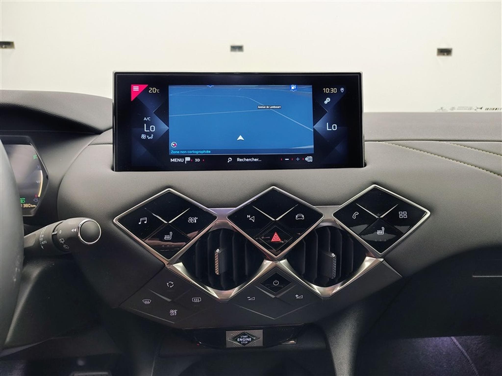 DS Automobiles DS3 1.2 PureTech 130cv EAT8 Business NAVI / FULL LED / CUIR (2021) - Foto 11