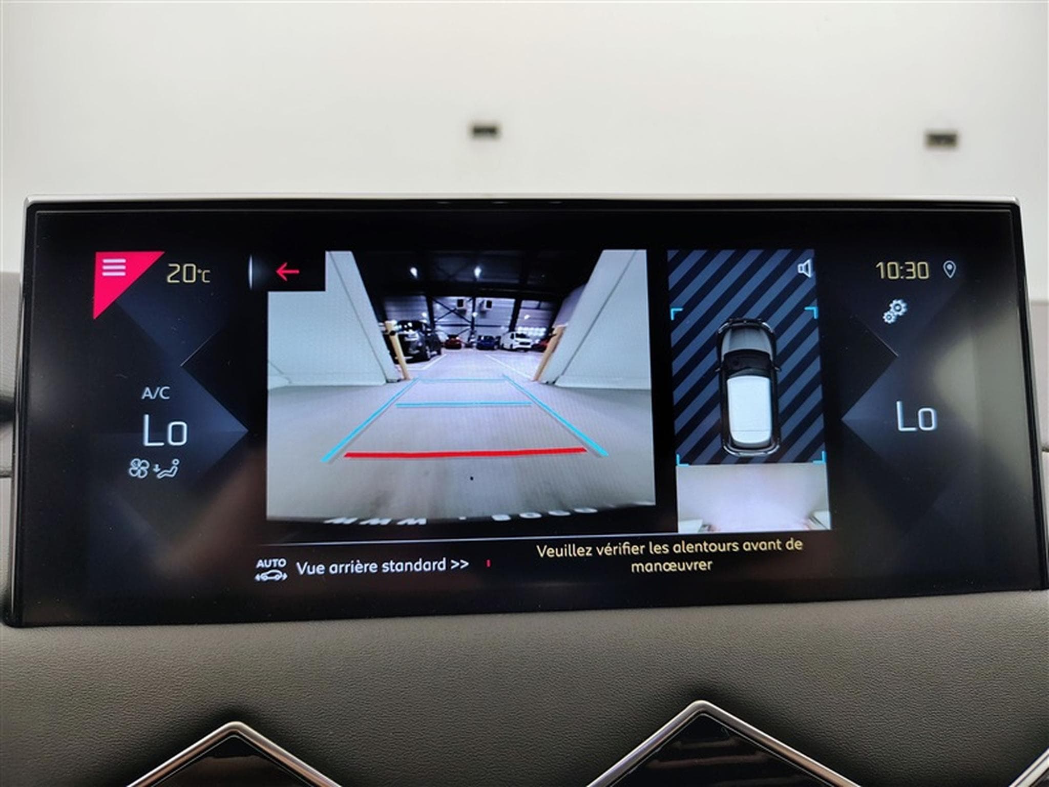 DS Automobiles DS3 1.2 PureTech 130cv EAT8 Business NAVI / FULL LED / CUIR (2021) - Foto 17