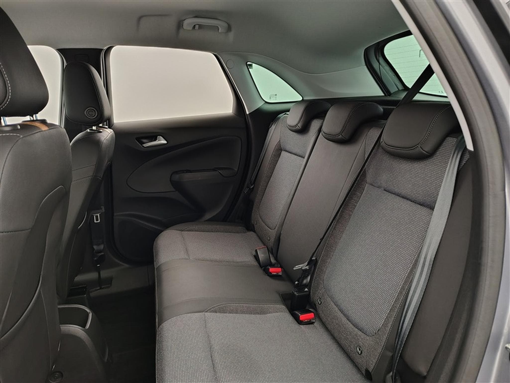 Opel Crossland 1.5 BlueHDI 110cv Elegance Navi/CarPlay/Caméra/PDC (2021) - Foto 13
