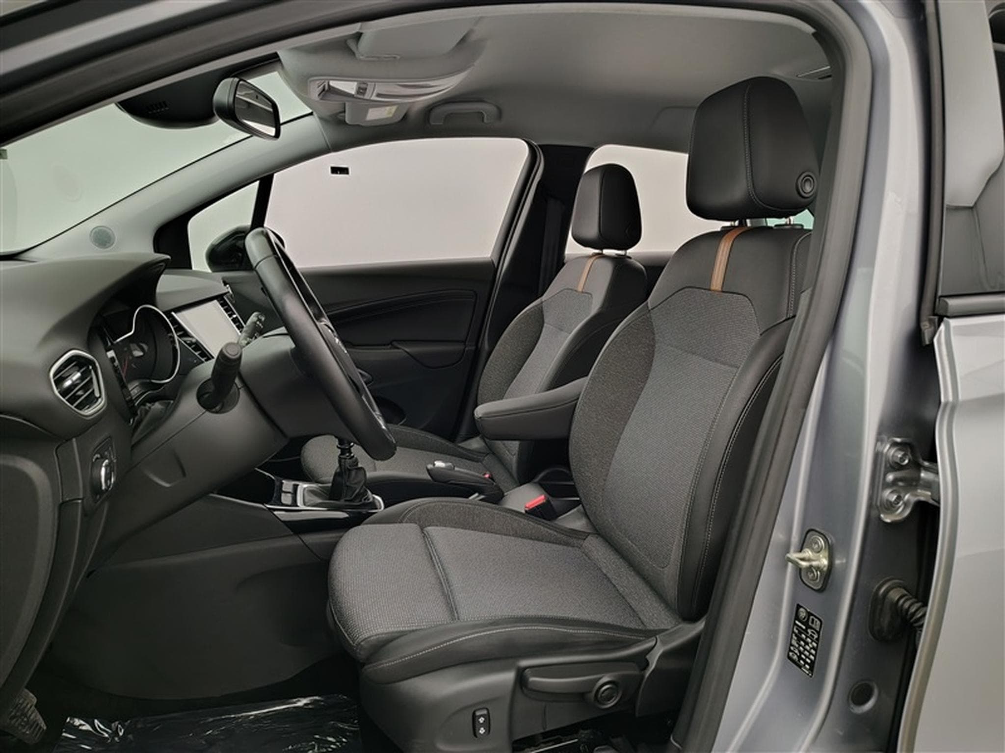 Opel Crossland 1.5 BlueHDI 110cv Elegance Navi/CarPlay/Caméra/PDC (2021) - Foto 7