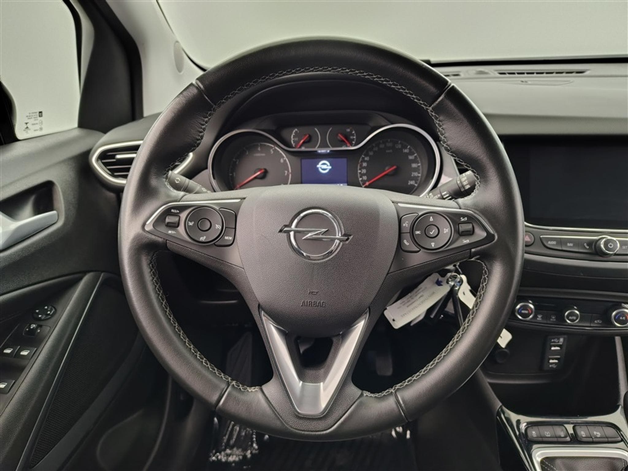 Opel Crossland 1.5 BlueHDI 110cv Elegance Navi/CarPlay/Caméra/PDC (2021) - Foto 9