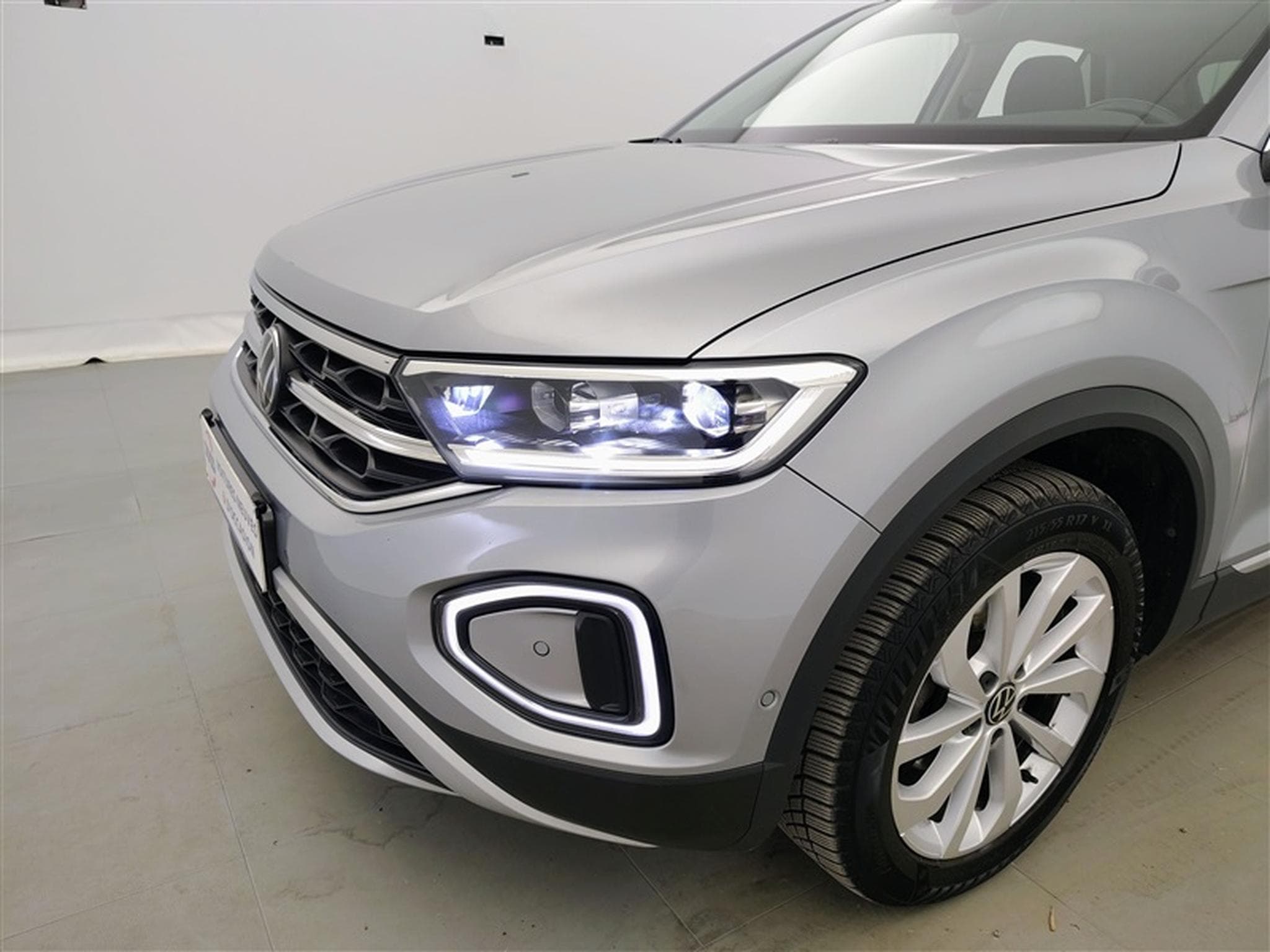 VW T-Roc 1.5 TSI **AUTO/CAM/CARPLAY** (2023) - Foto 15