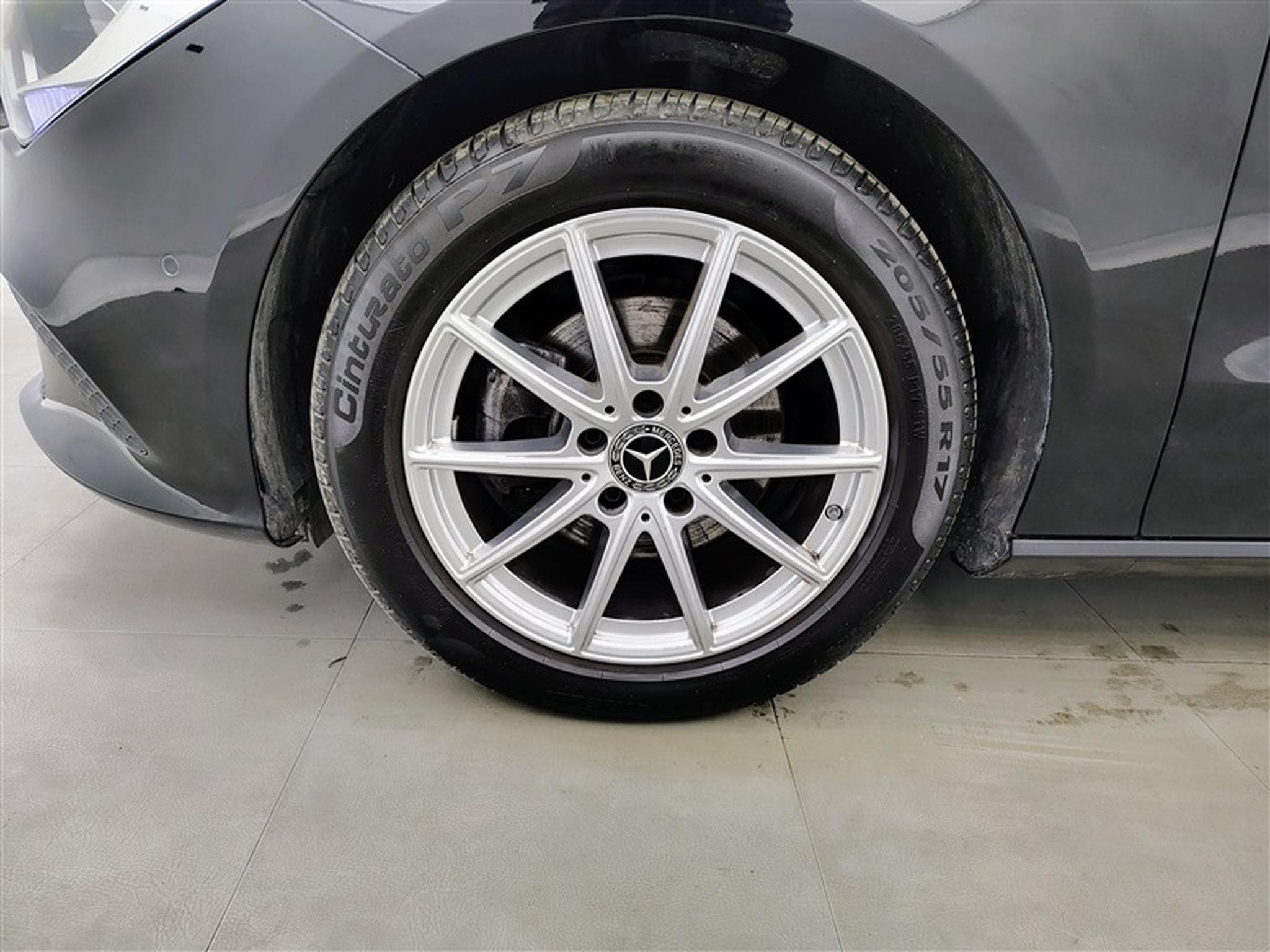 Mercedes CLA 180 Shooting Break AT7 NAVI / S-CUIR / PDC AV-AR (2023) - Foto 6