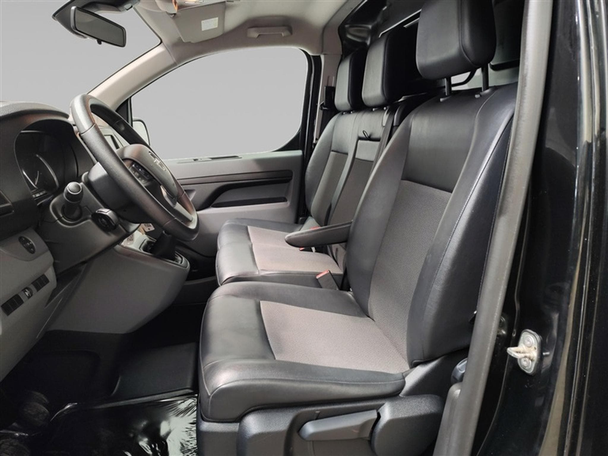 Opel Vivaro 2.0 TD L3H1 BInj. Edition S/S °NAV°CARPLAY°CAM360°PDC AV-AR (2021) - Foto 7